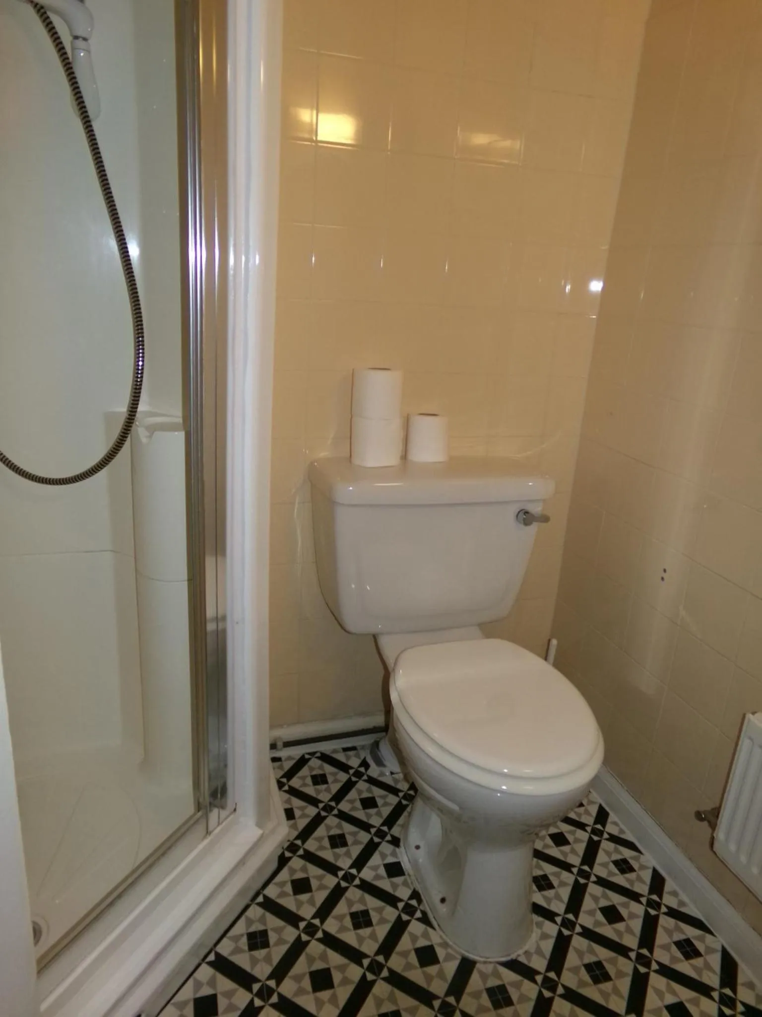 Bathroom in Averon Guest House