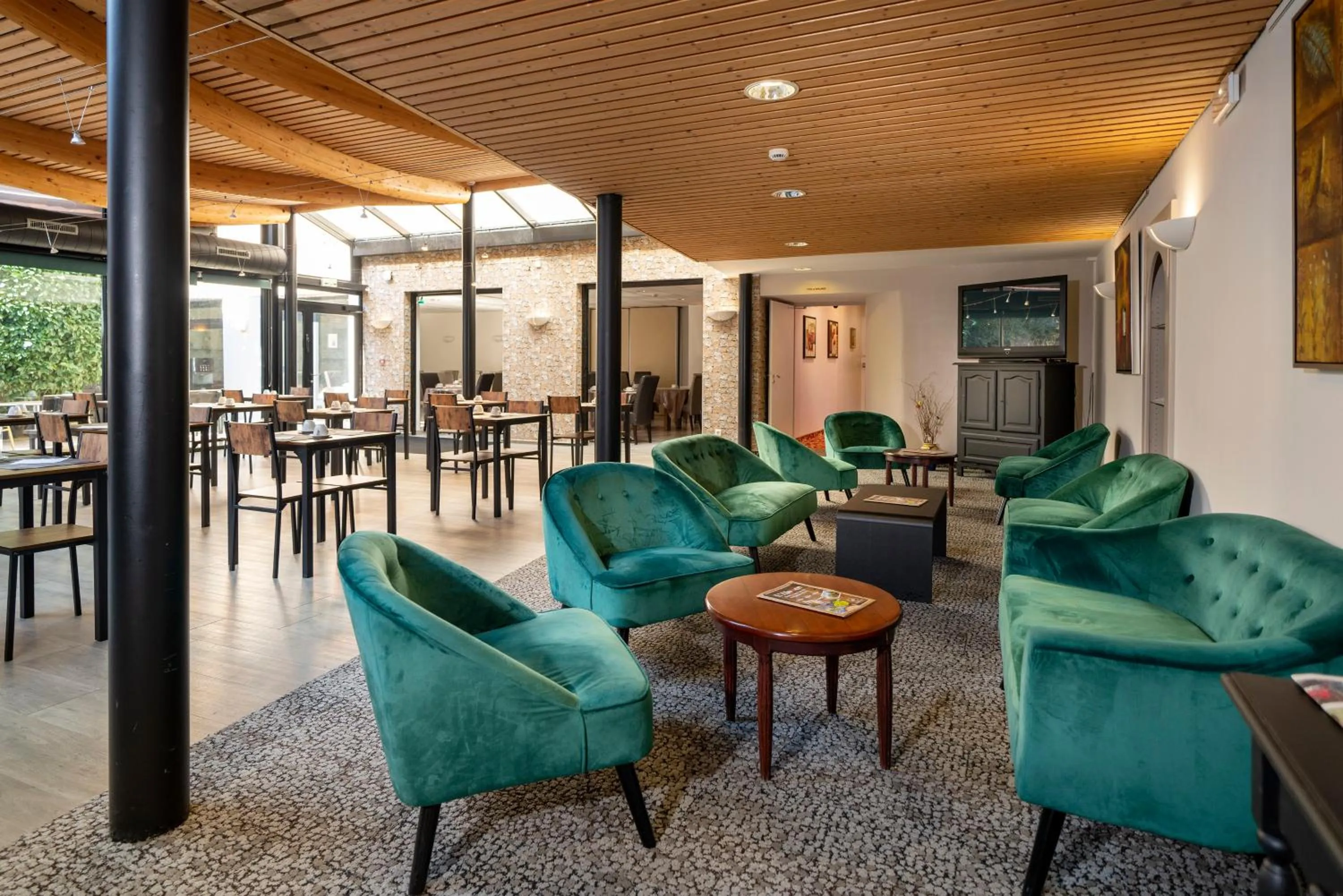 Seating area in Hotel Majestic Alsace - Strasbourg Nord