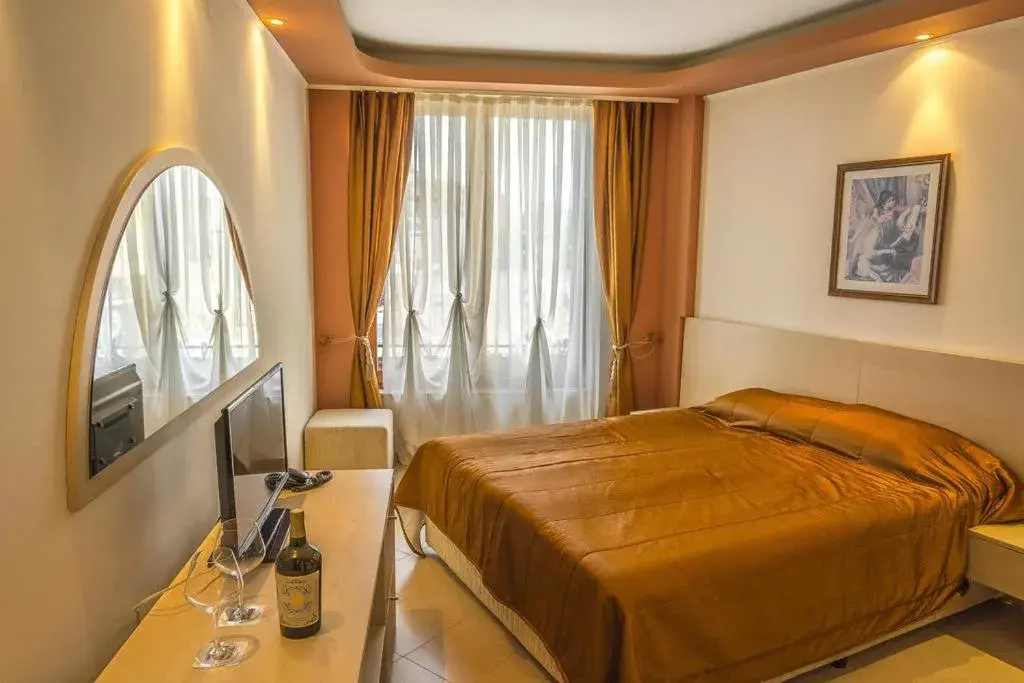 Economy Double Room in Family Hotel Gold Pearl Economy Double Room in Family Hotel Gold Pearl