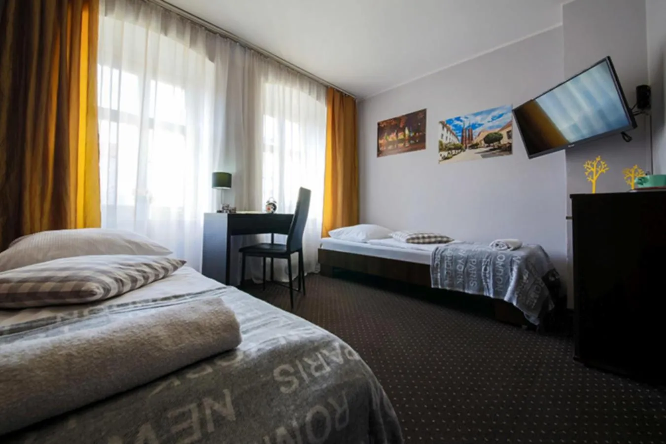 Bedroom, Bed in Boogie Deluxe Old Town