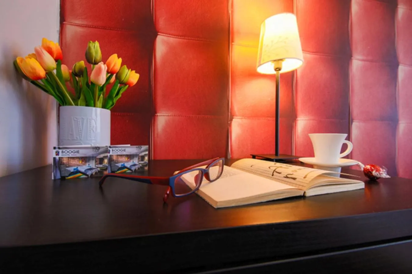 Decorative detail in Boogie Deluxe Old Town