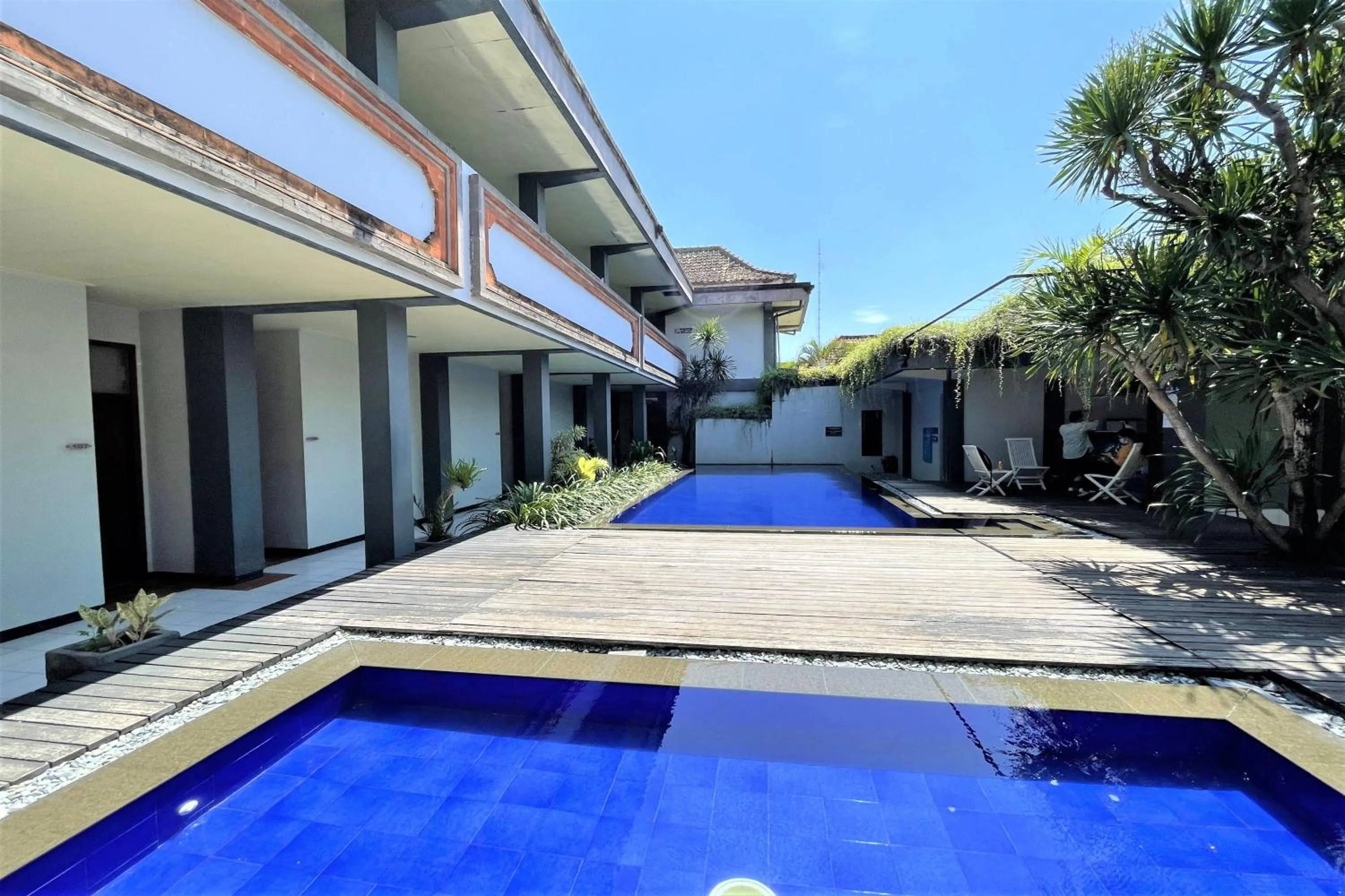 Swimming pool in The Yani Hotel Bali