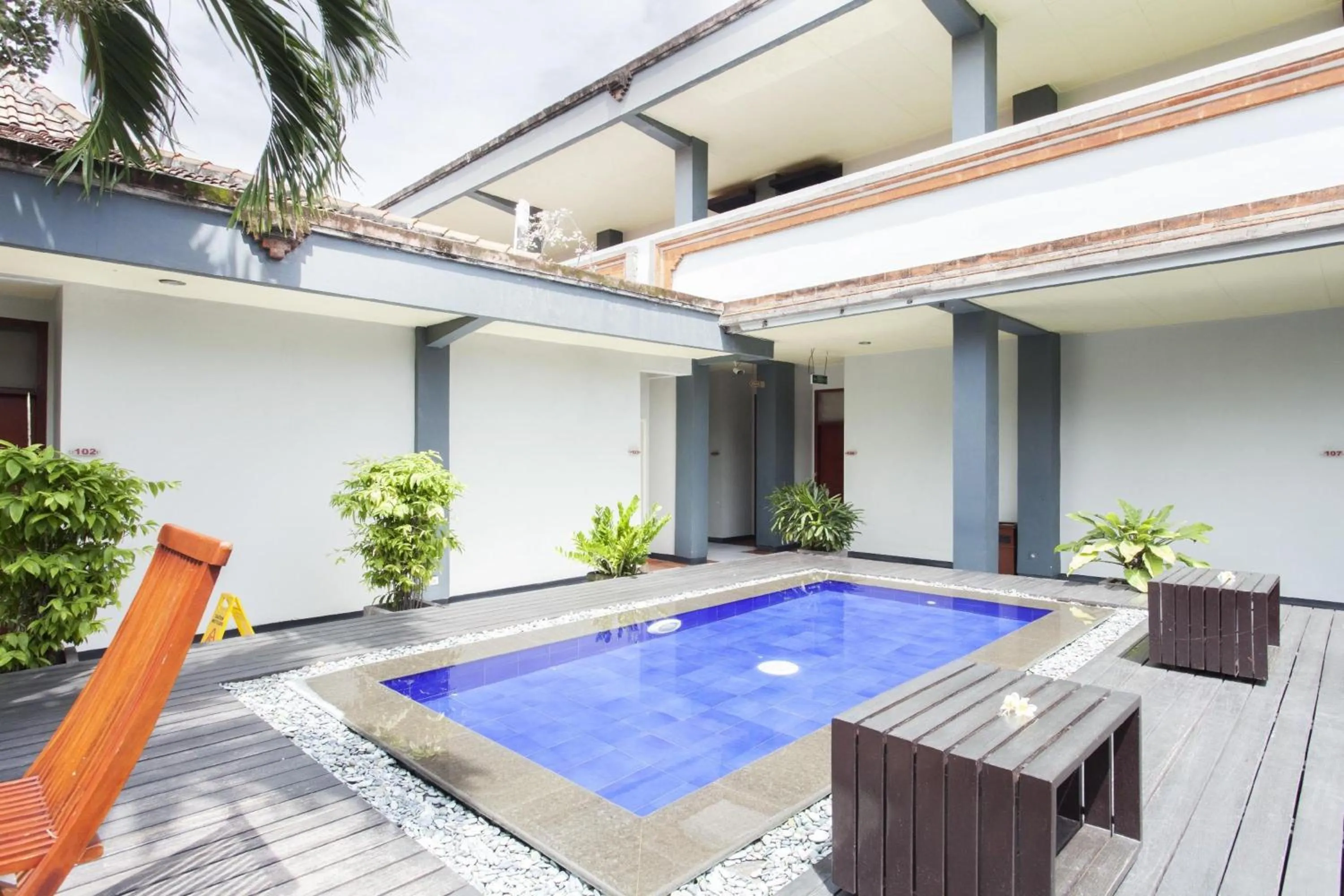 Swimming pool in The Yani Hotel Bali