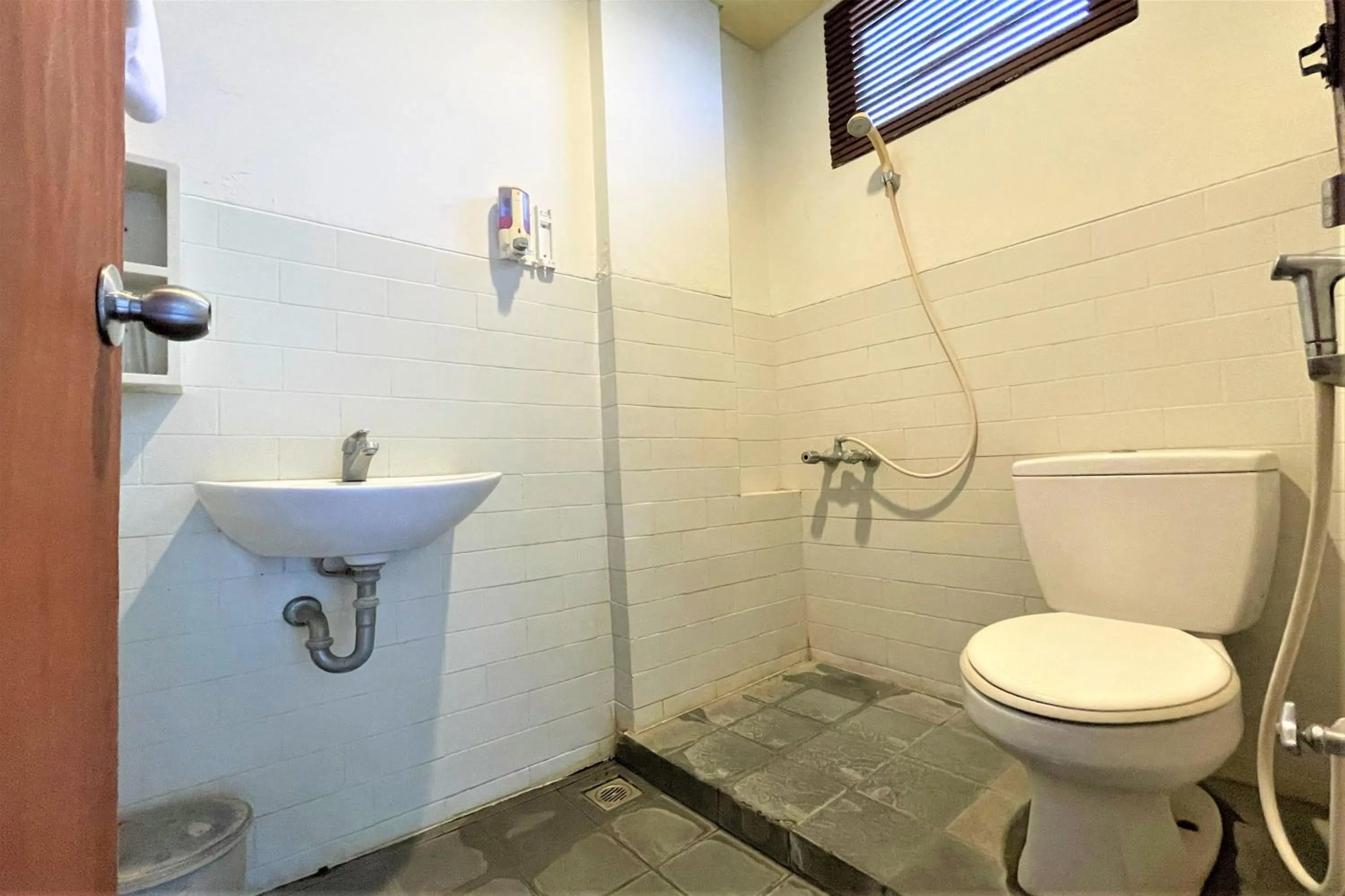 Bathroom in The Yani Hotel Bali