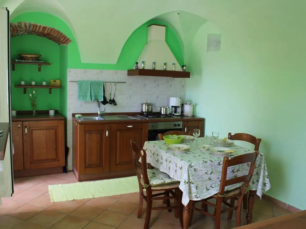 Kitchen or kitchenette in Agriturismo IL POGGIO DI VASIA CITR00864-AGR-0001