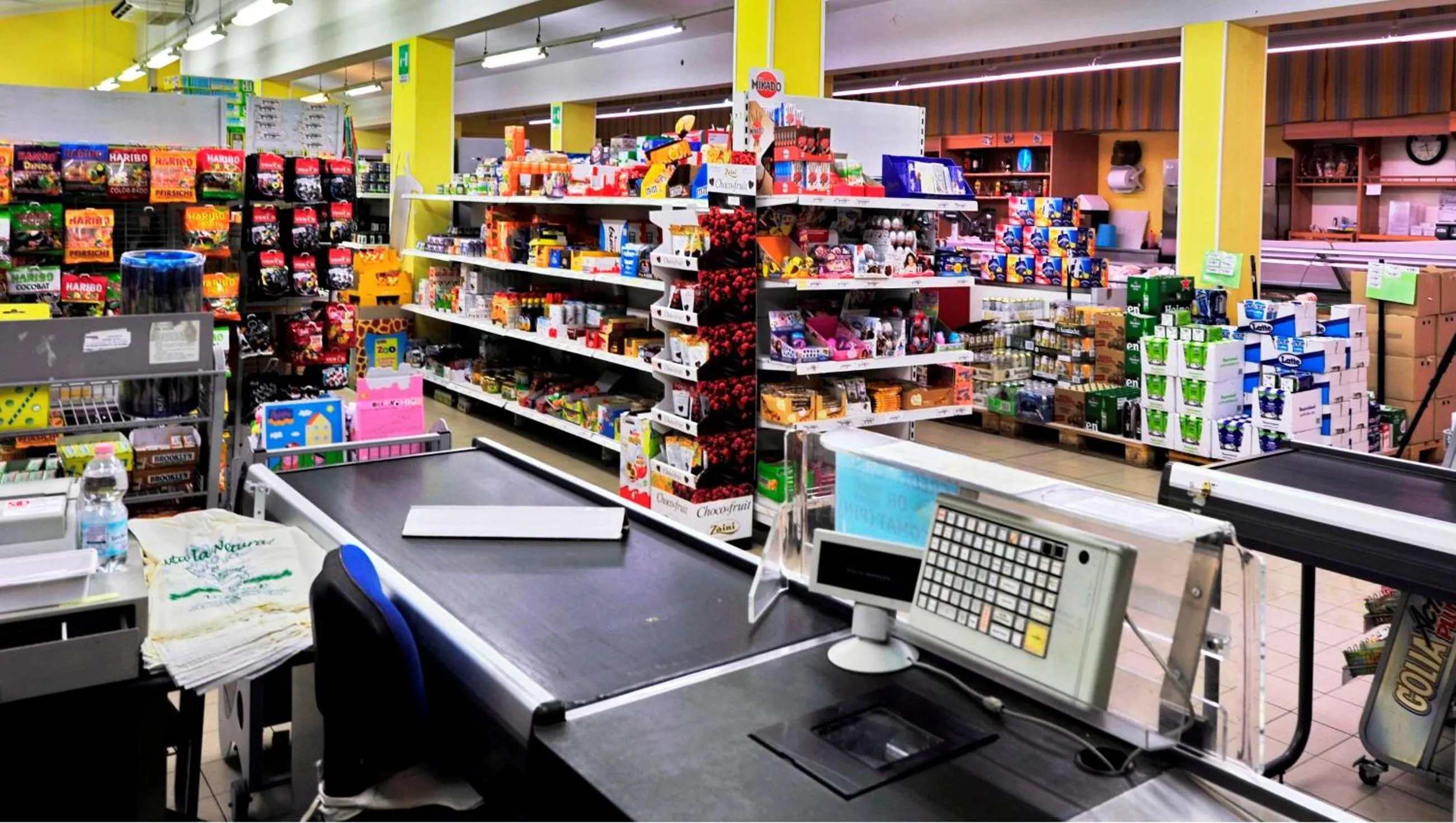 Supermarket/grocery shop in Camping Bella Italia