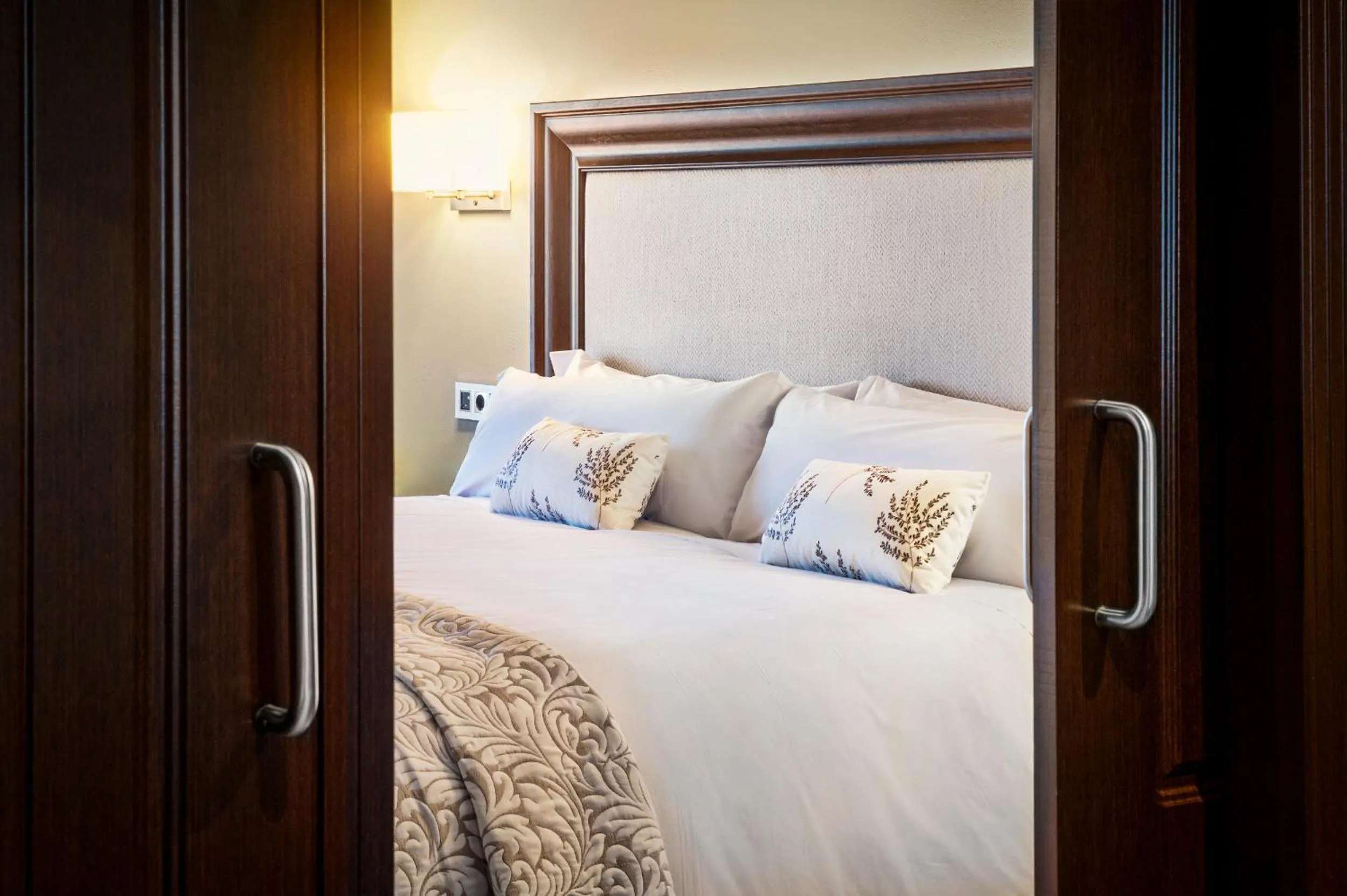 Bedroom, Bed in Hotel La Caminera Club de Campo