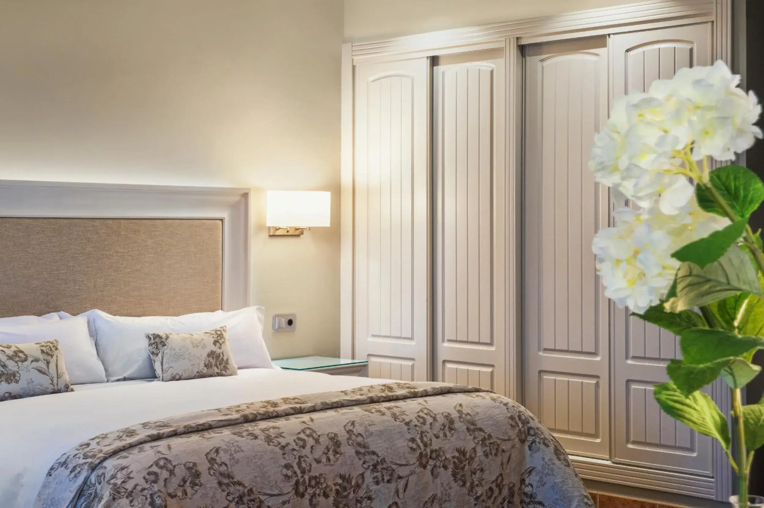 Classic Double Room with Spa Access in Hotel La Caminera Club de Campo Classic Double Room with Spa Access in Hotel La Caminera Club de Campo