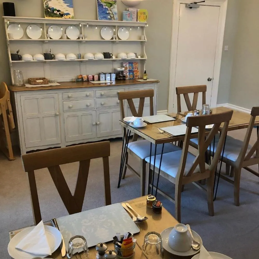 Breakfast in Hotel 50