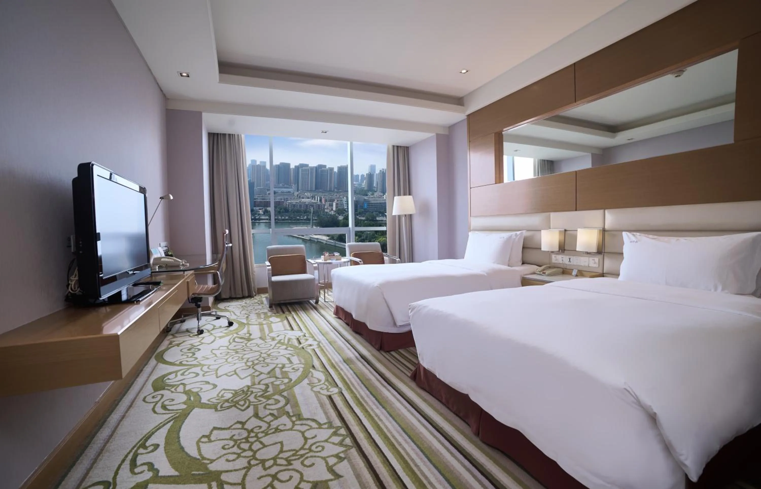 Photo of the whole room, Bed in Holiday Inn Tianjin Riverside by IHG