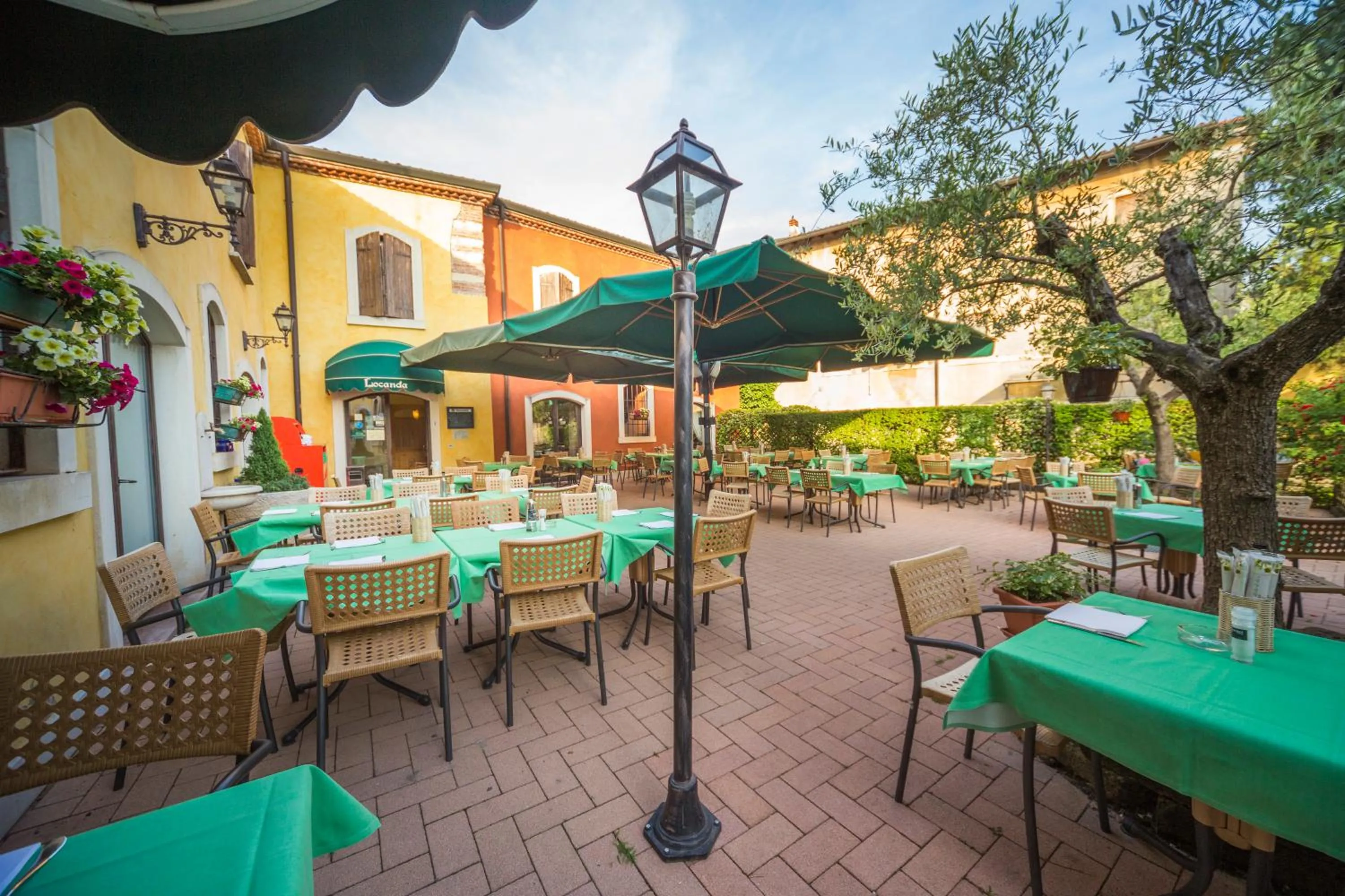 Facade/entrance in Hotel Antichi Cortili