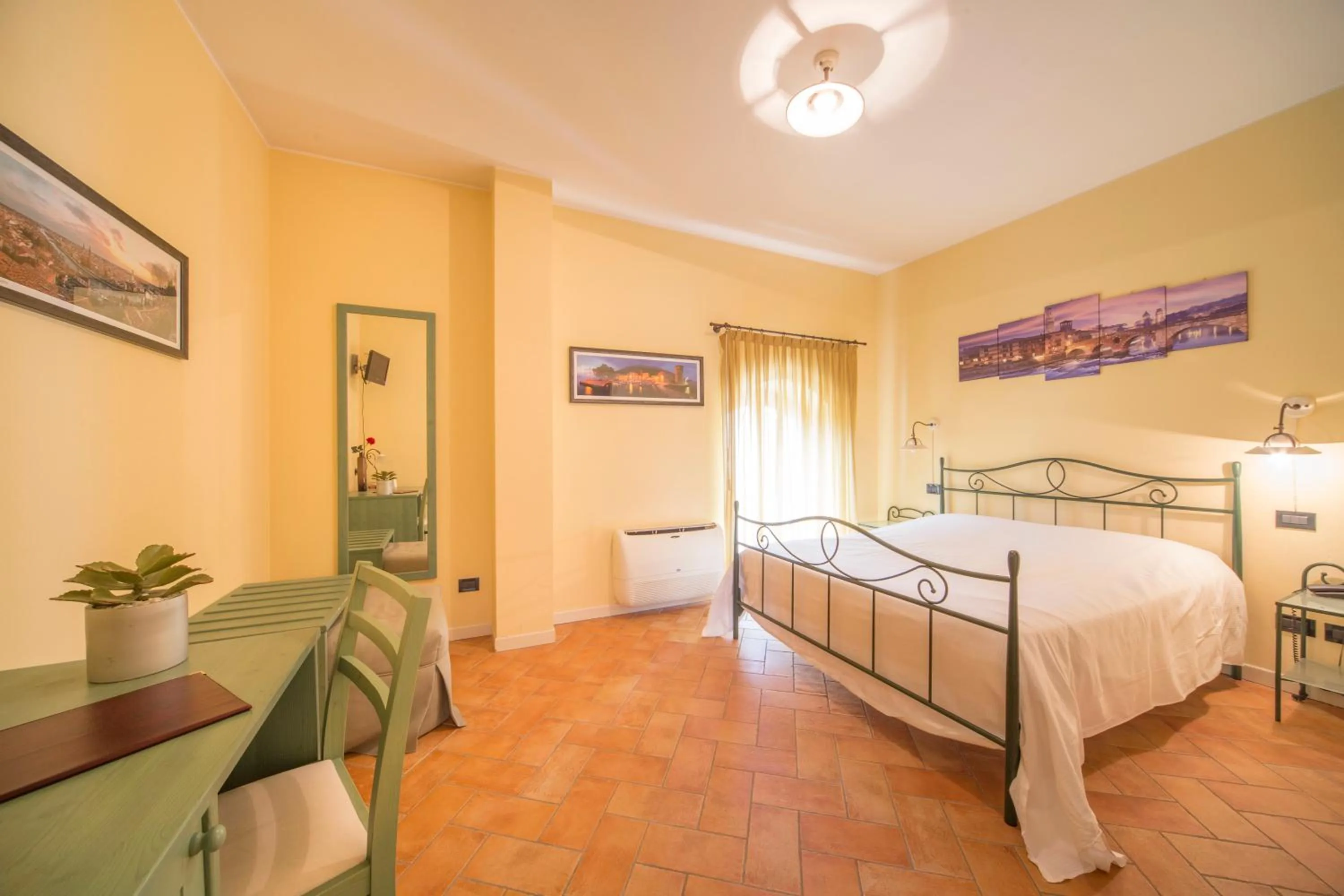 Bedroom, Bed in Hotel Antichi Cortili