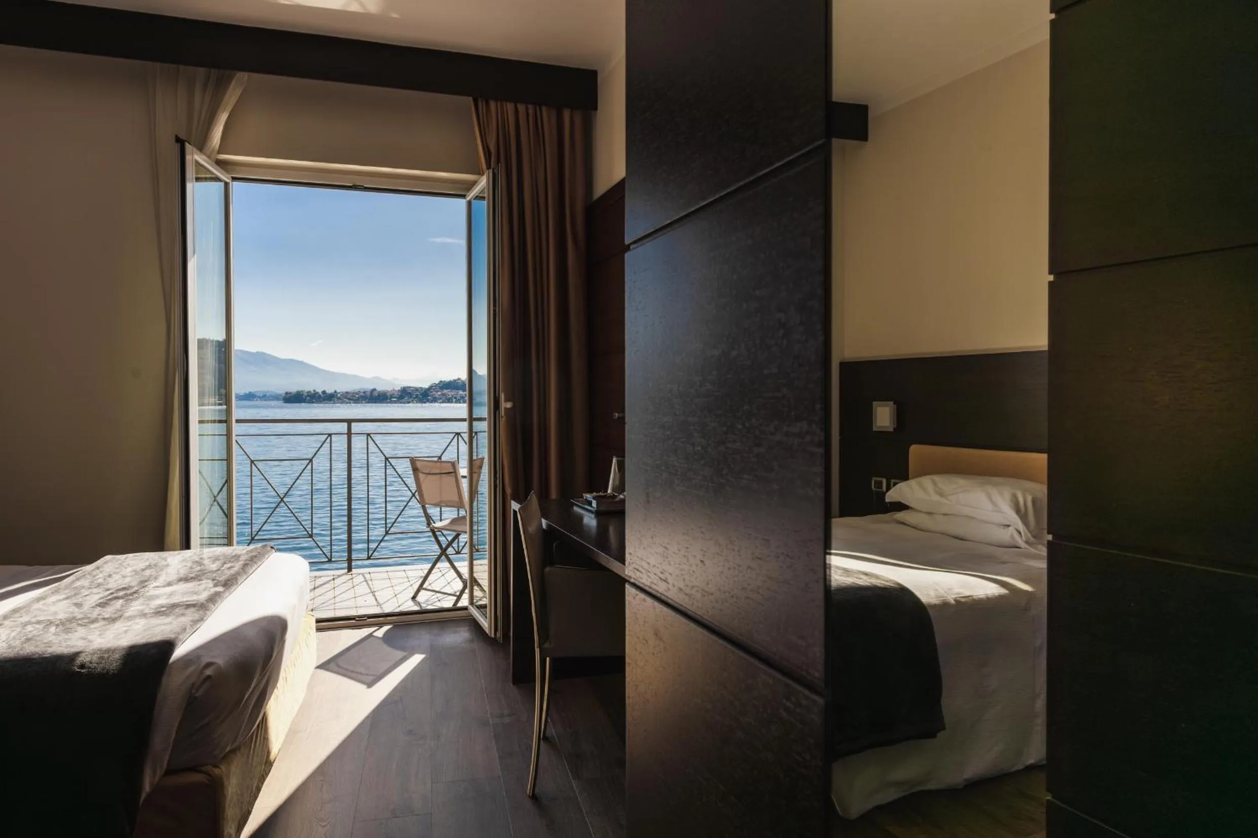 Lake view, Bed in Hotel Bel Sit