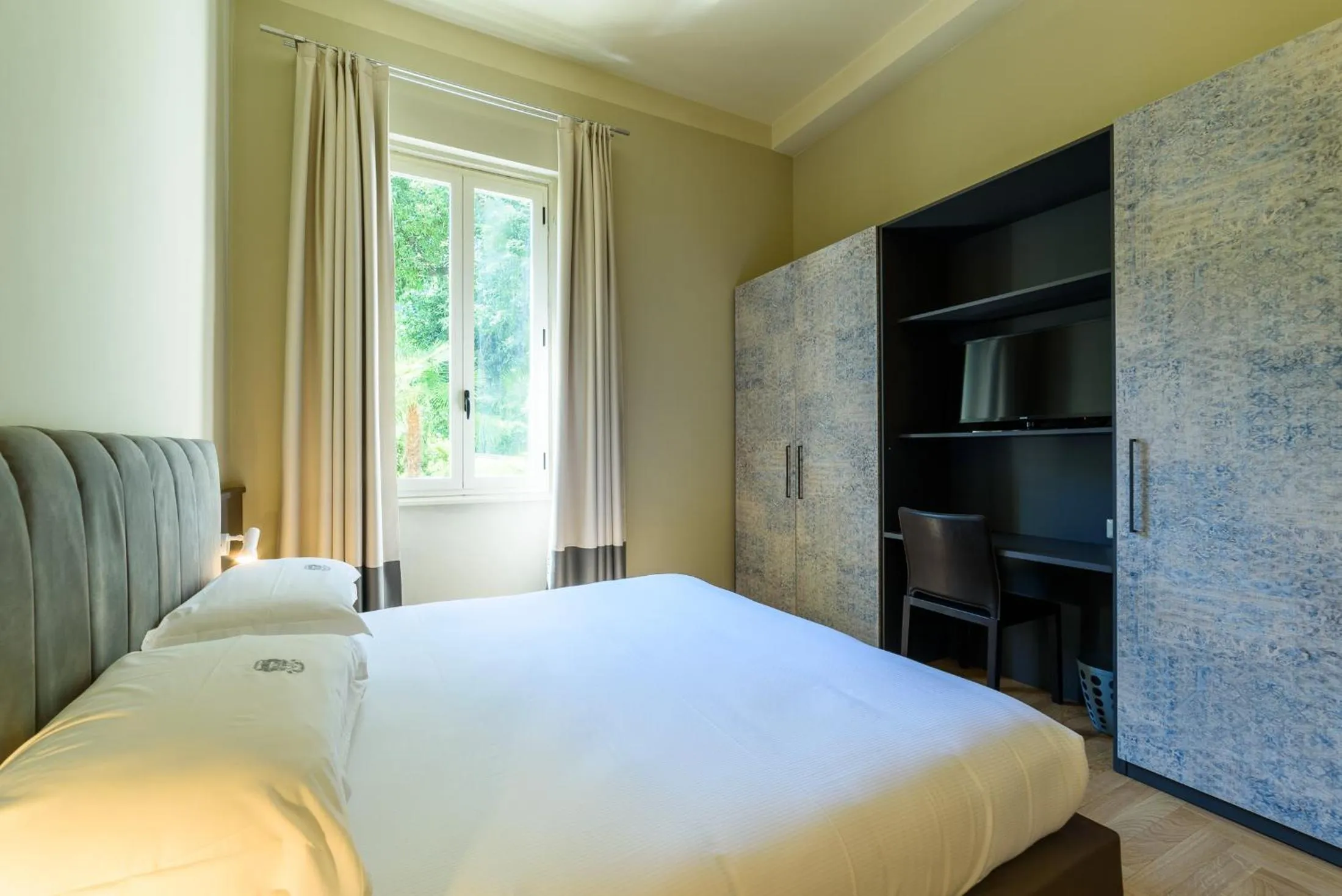 Bedroom, Bed in Hotel Villa Paradiso