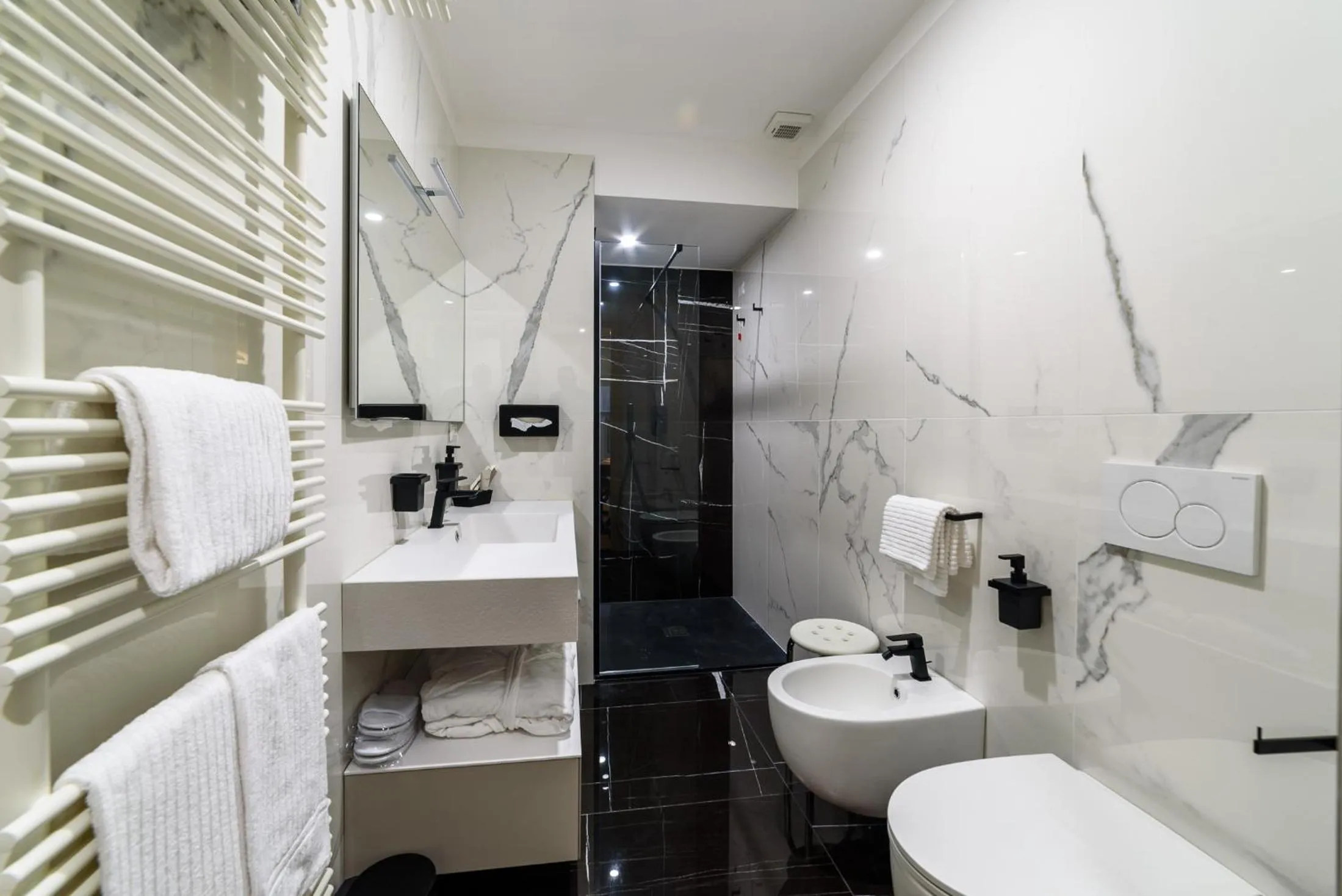 Bathroom in Hotel Villa Paradiso