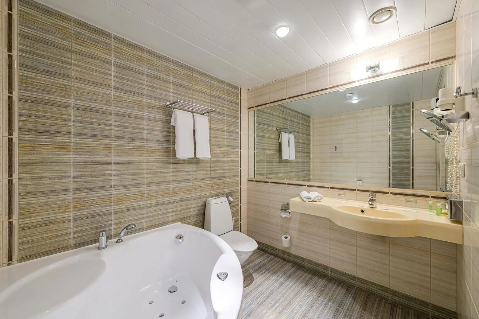 Shower in Hotel Rocca al Mare