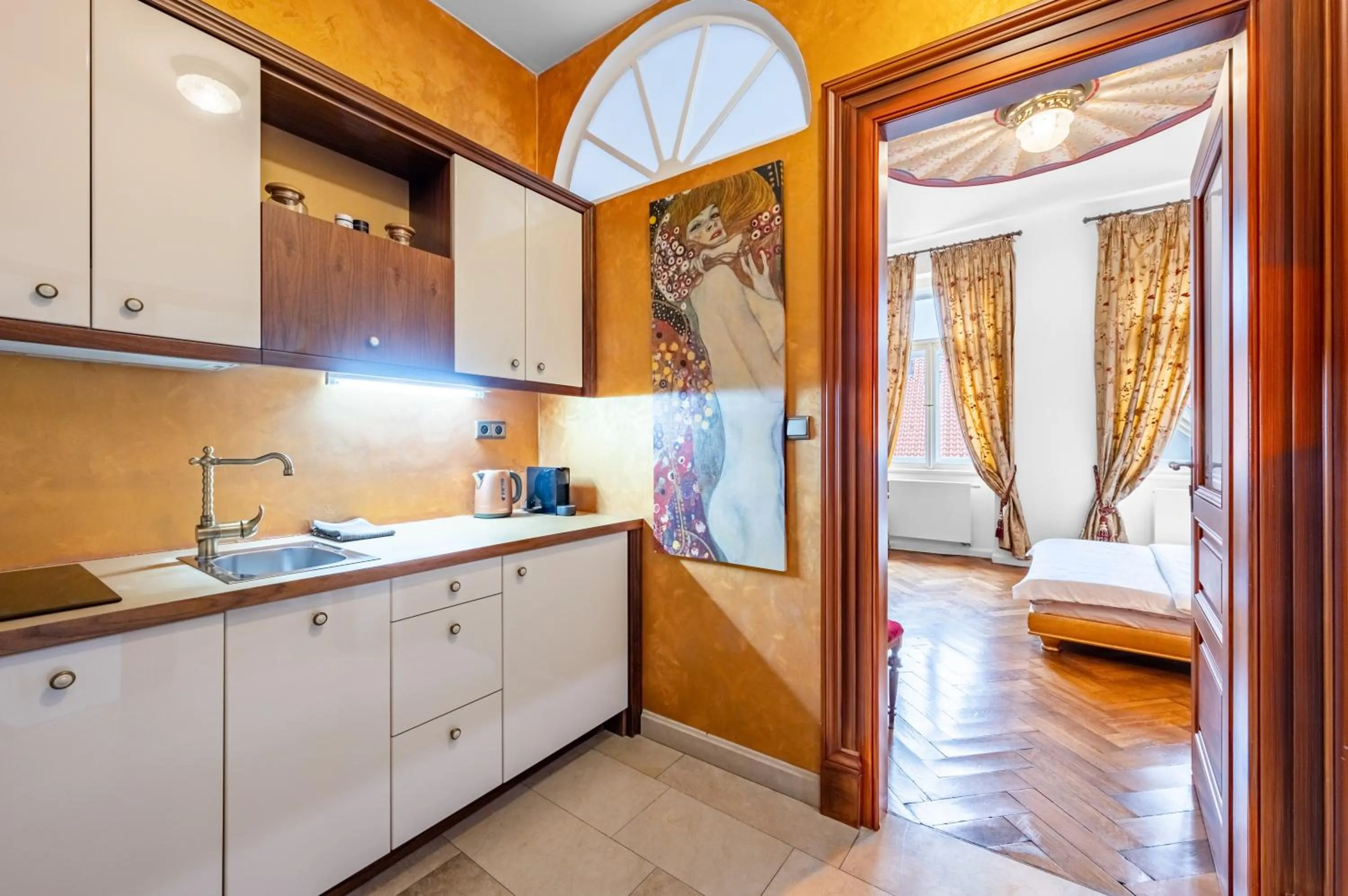 Coffee/tea facilities, Bed in Malostranská Residence