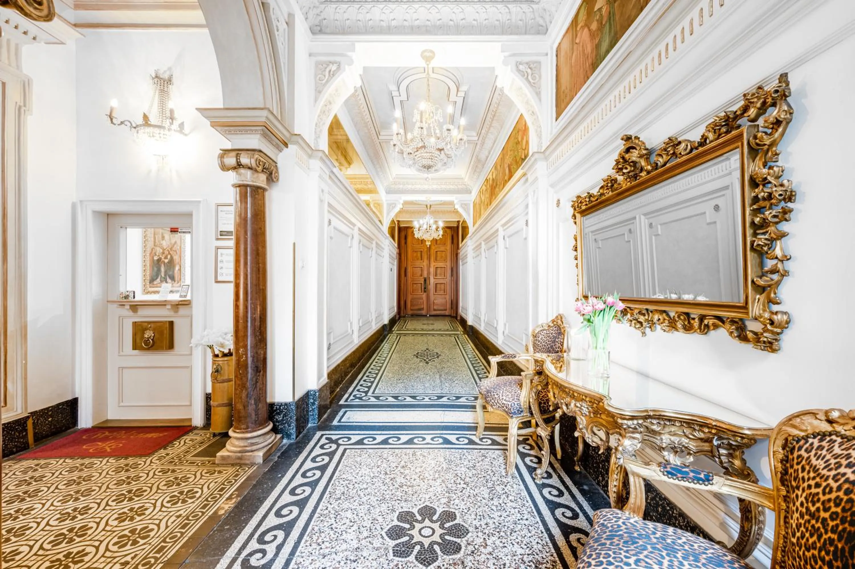 Facade/entrance, Bed in Malostranská Residence