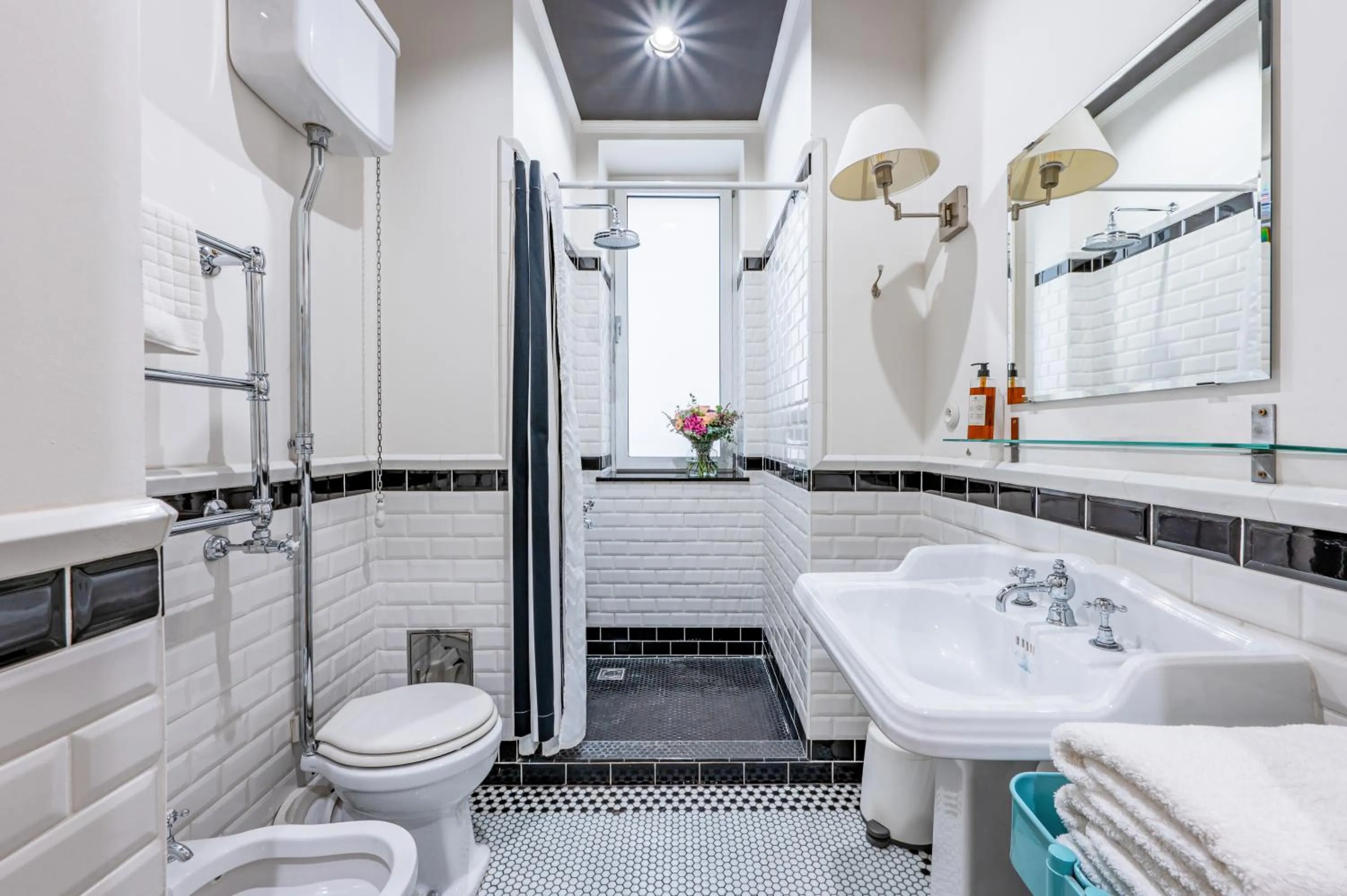 Shower in Malostranská Residence