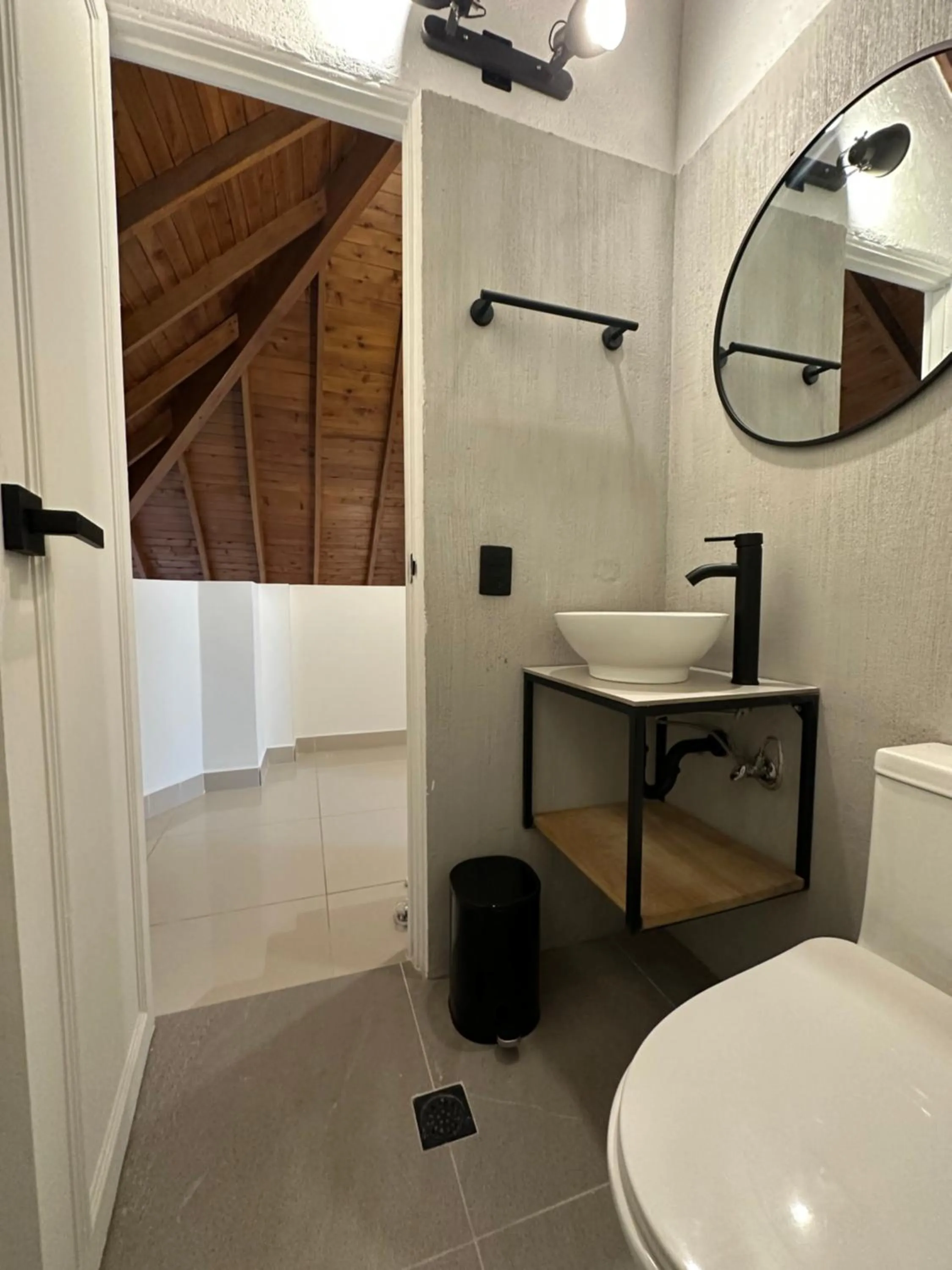 Toilet in Hotel Santa Ana Medellin