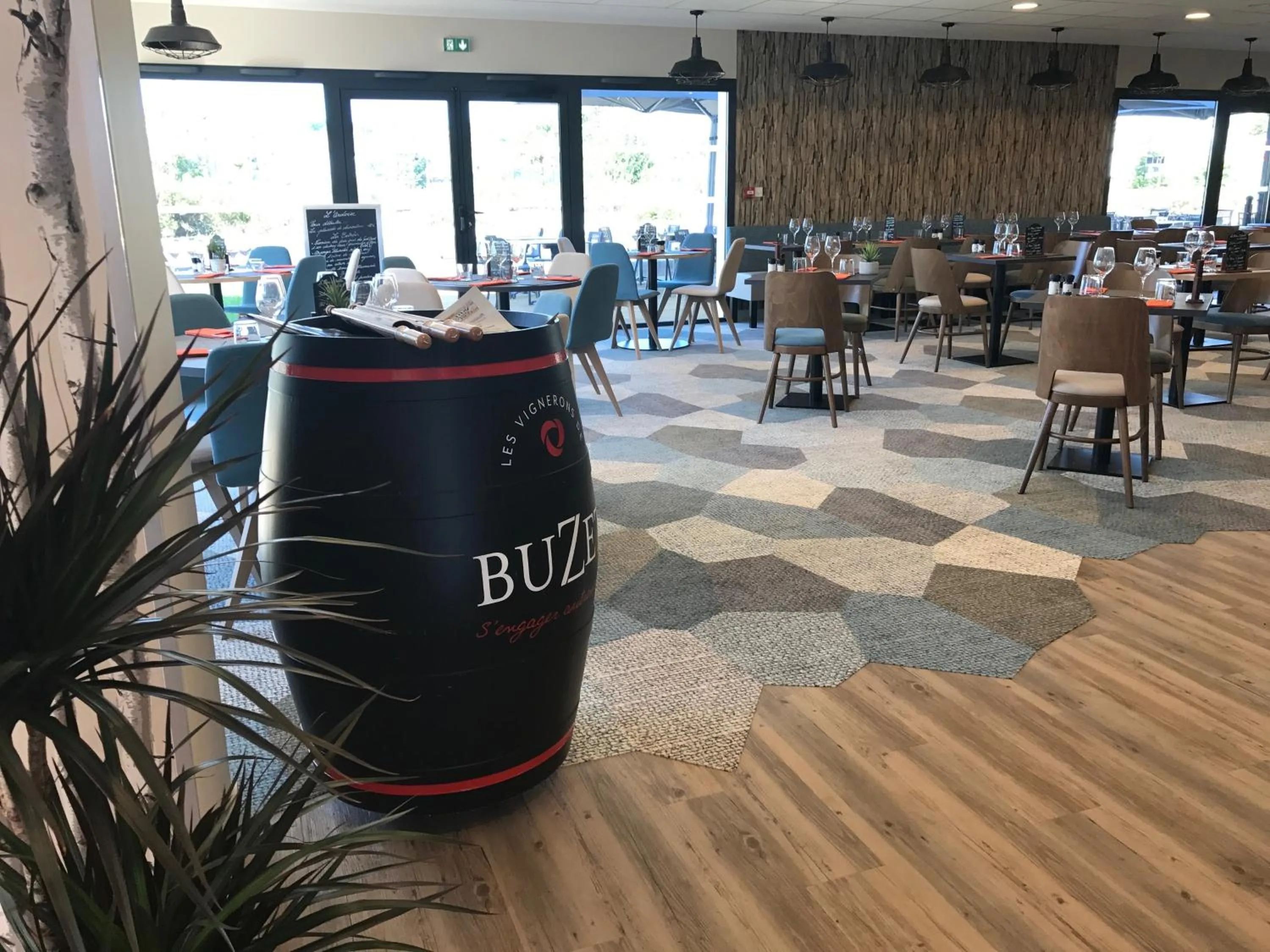 Restaurant/places to eat in The Originals City, Hôtel de la Confluence, Agen Ouest