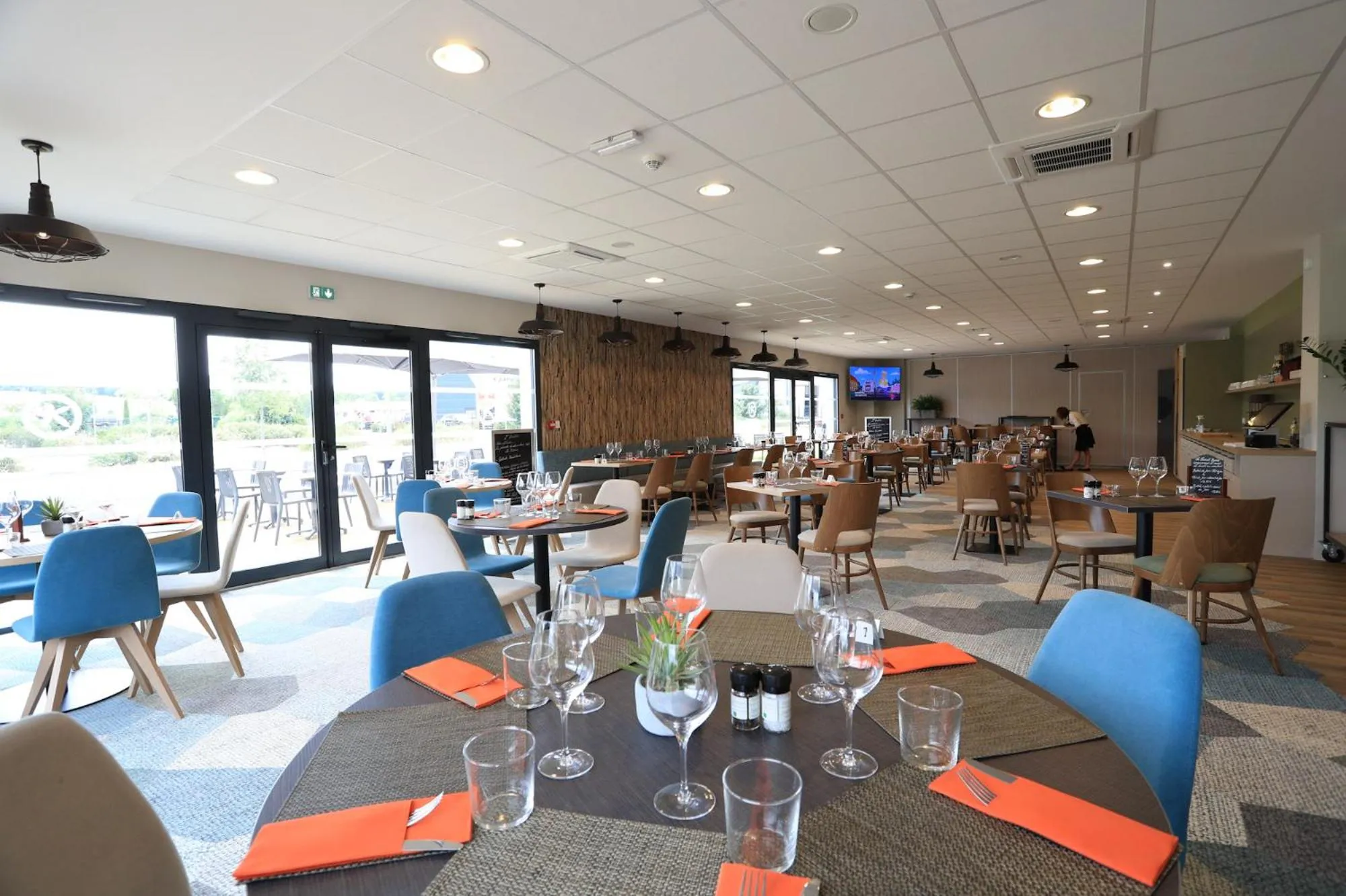 Restaurant/places to eat in The Originals City, Hôtel de la Confluence, Agen Ouest