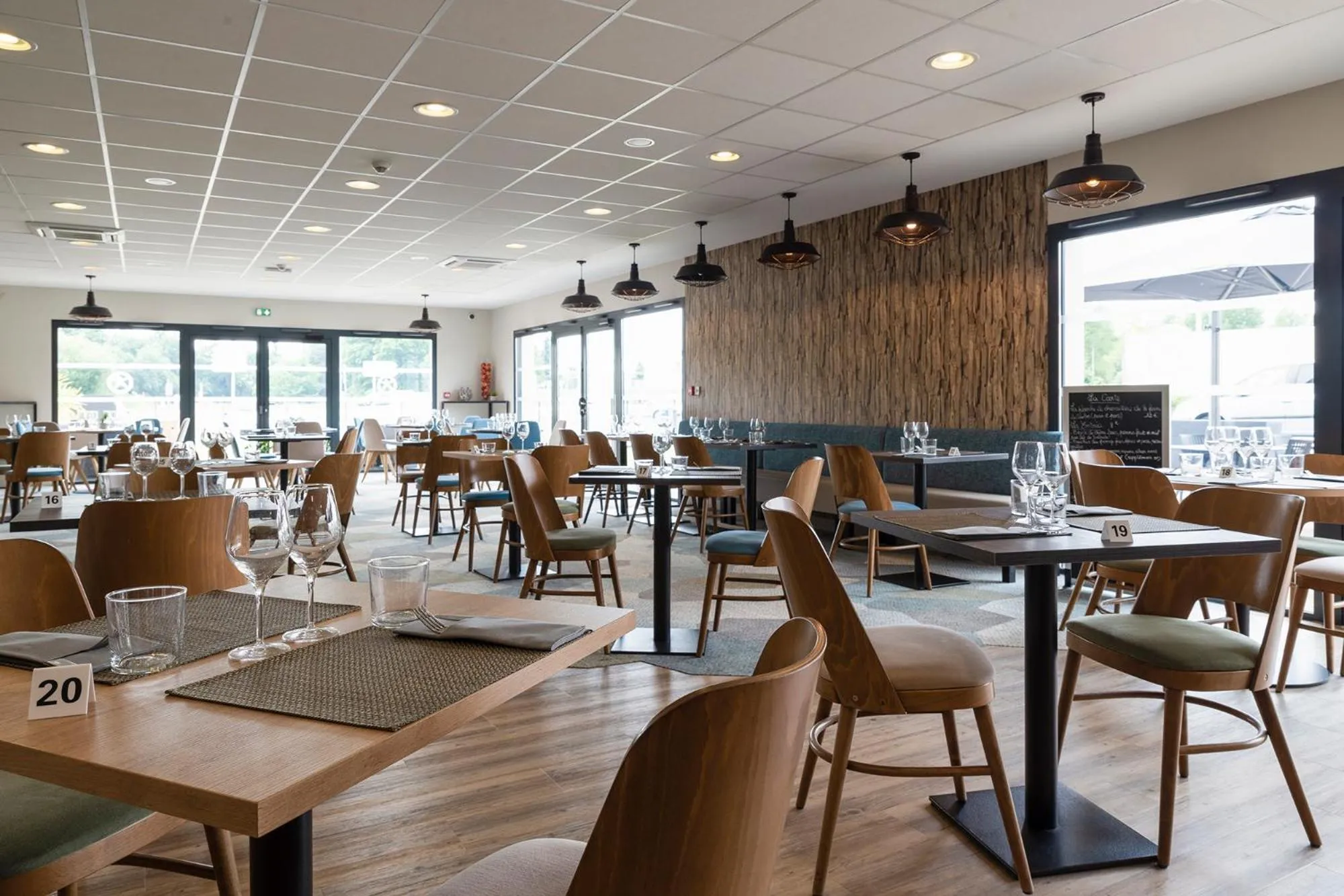 Restaurant/places to eat in The Originals City, Hôtel de la Confluence, Agen Ouest