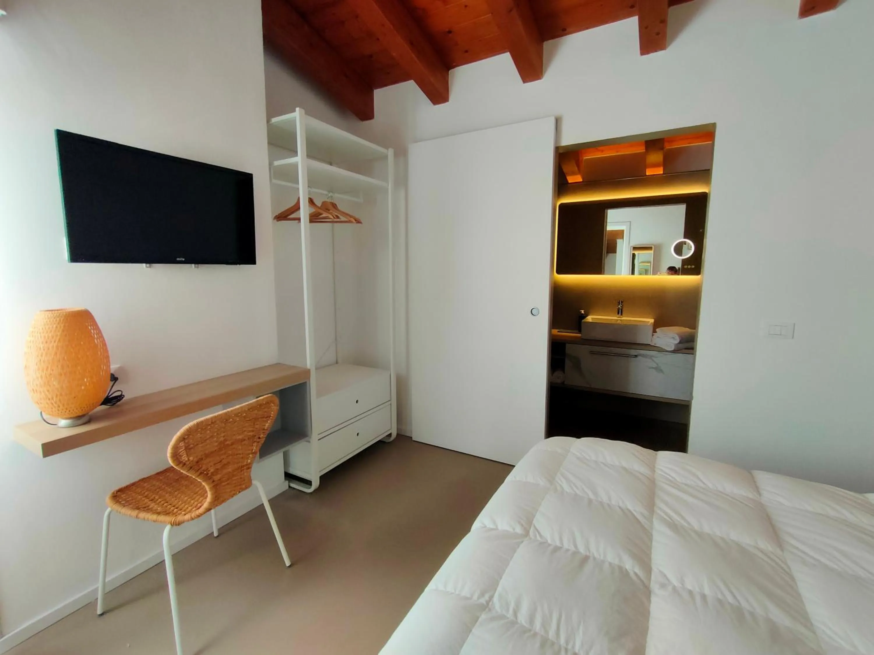 Photo of the whole room, Bed in Hotel Nederland