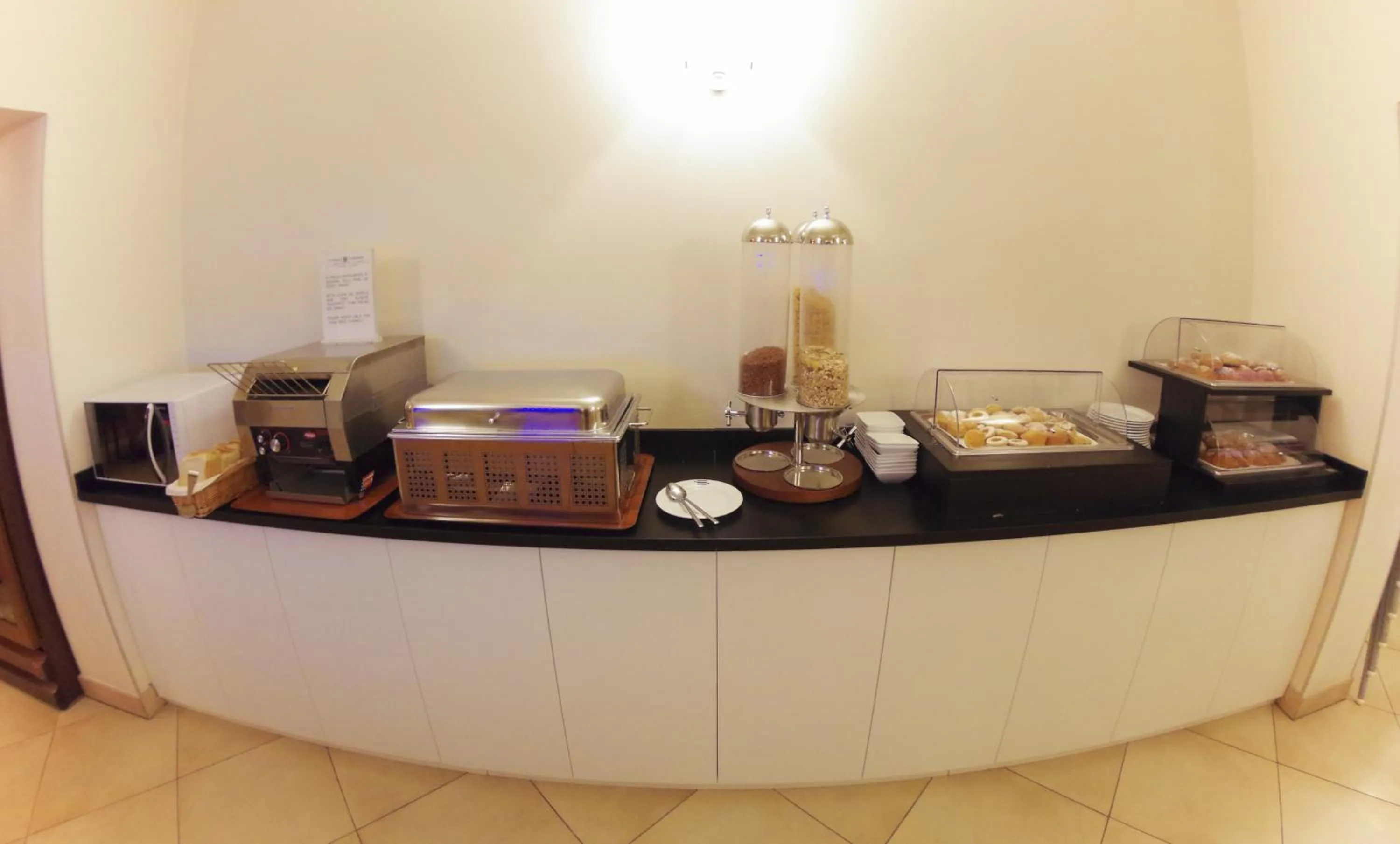 Restaurant/places to eat in Hotel Nederland