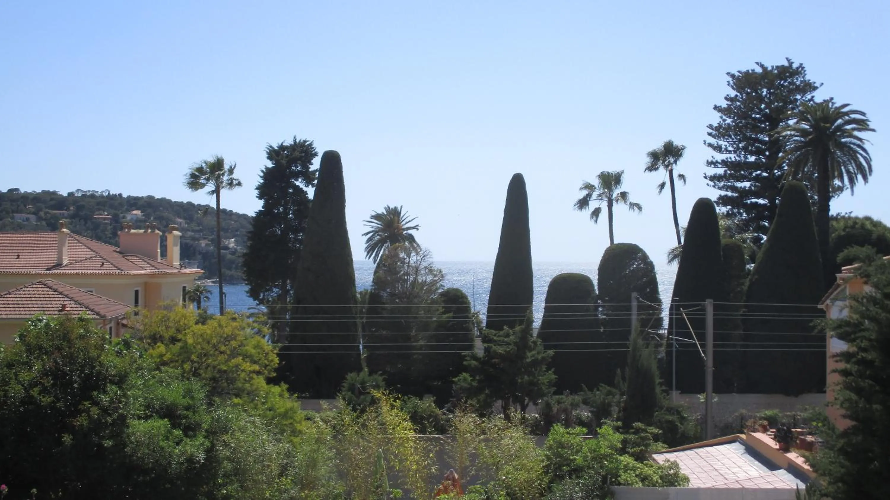 Garden view in Hôtel La Villa Patricia - Charme et Tradition