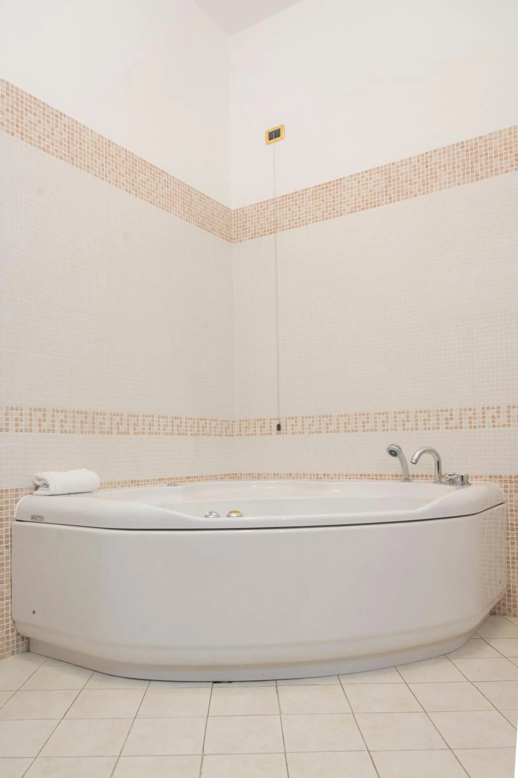 Bathroom in Hotel Castello Torre in Pietra