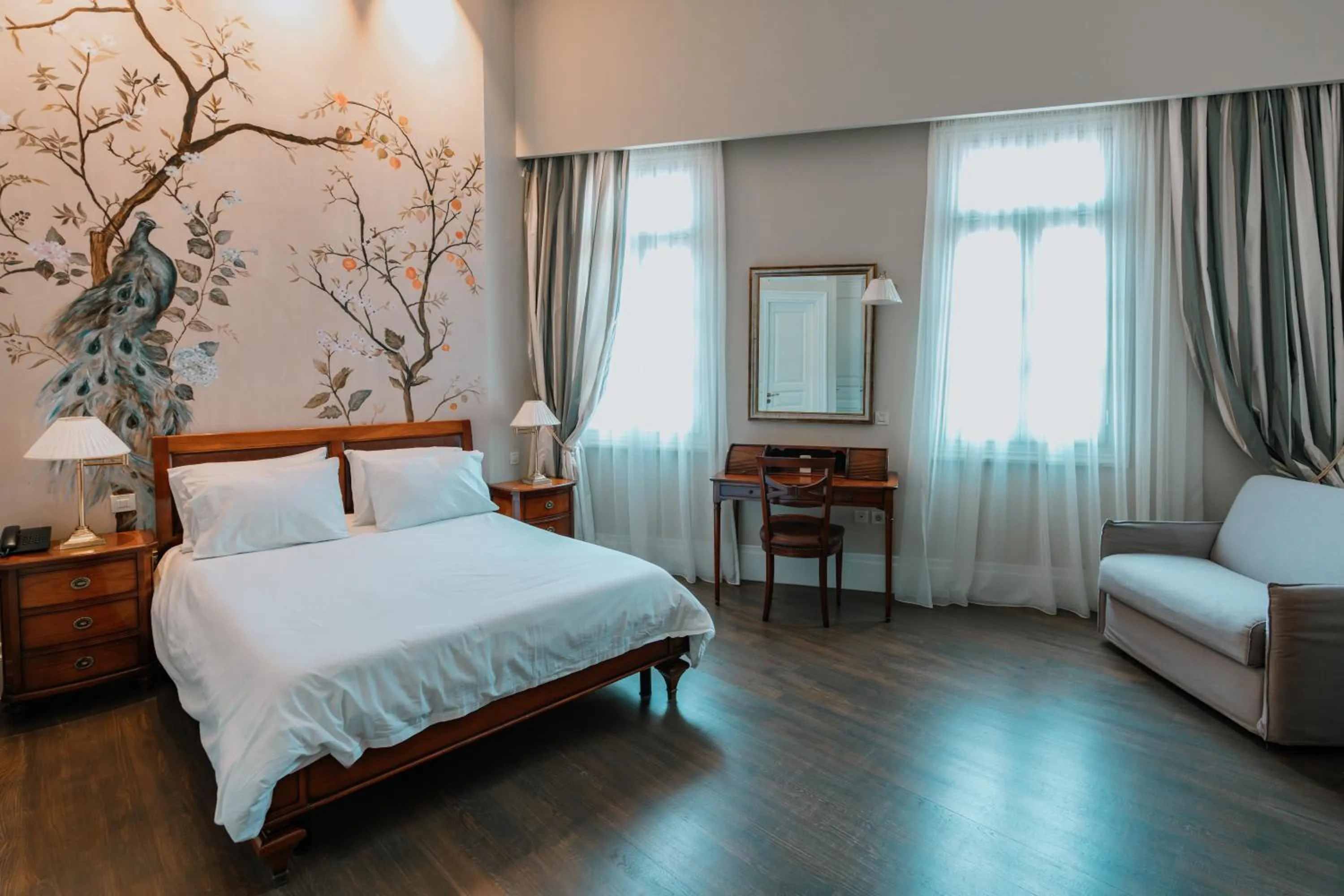 Bedroom, Bed in Xenon Inn