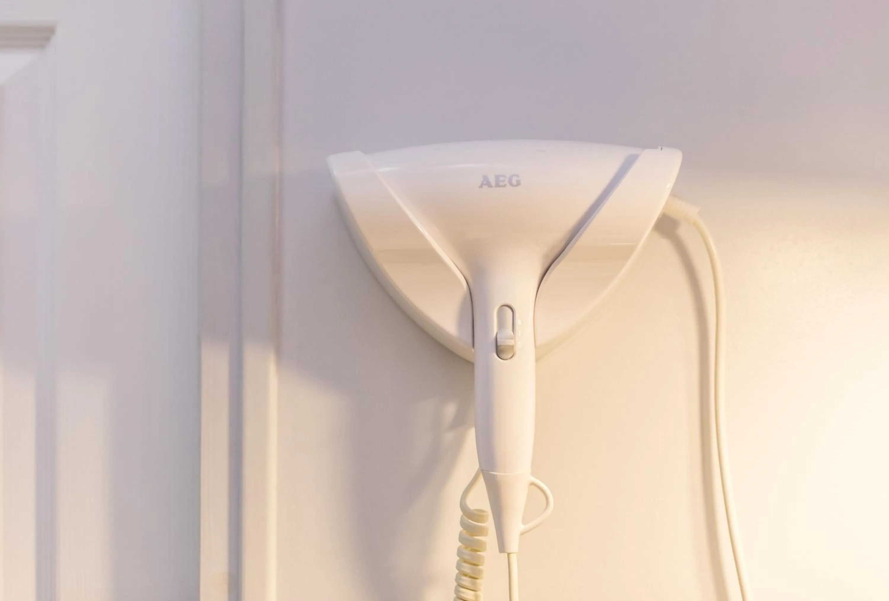 Bathroom in WS Louvre - Etienne Marcel