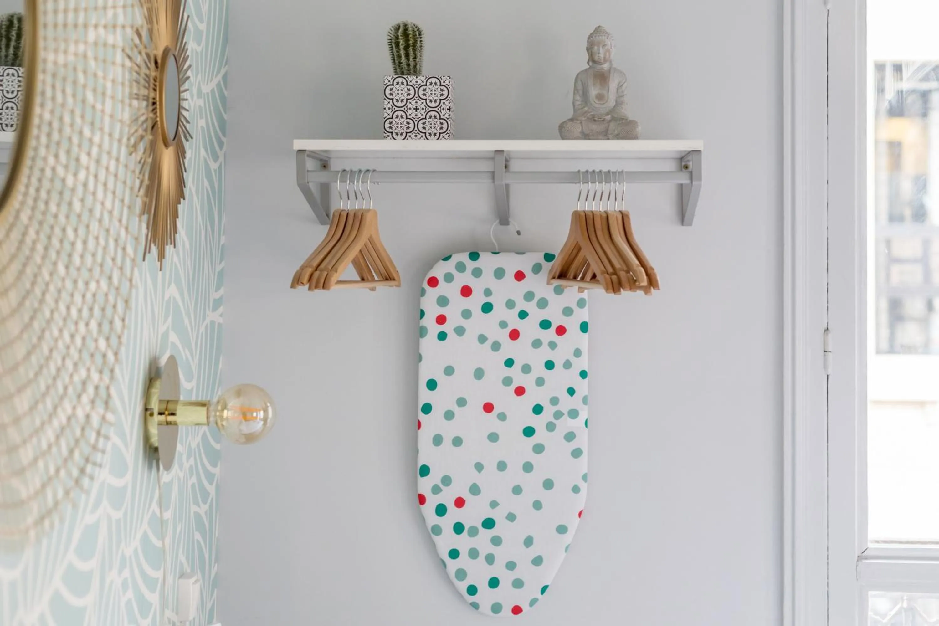 Bedroom in WS Louvre - Etienne Marcel