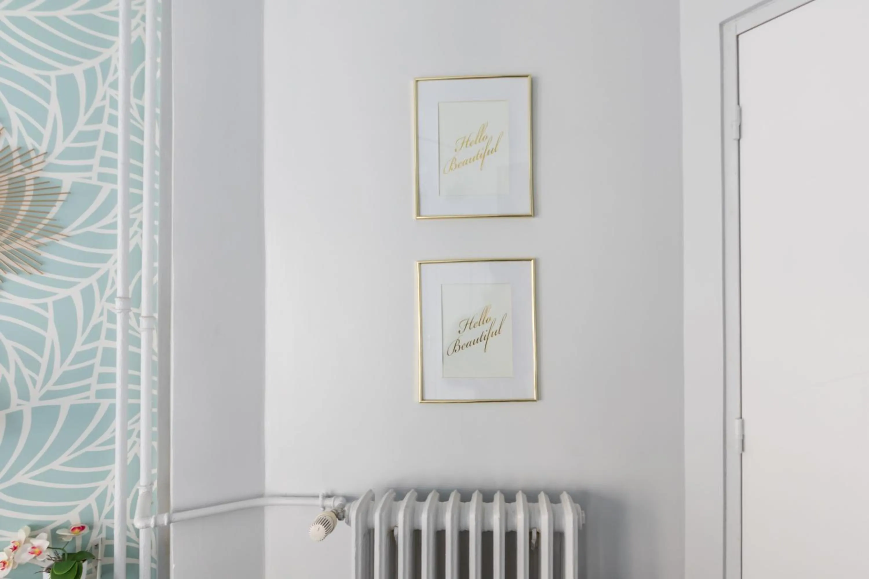 internet in WS Louvre - Etienne Marcel