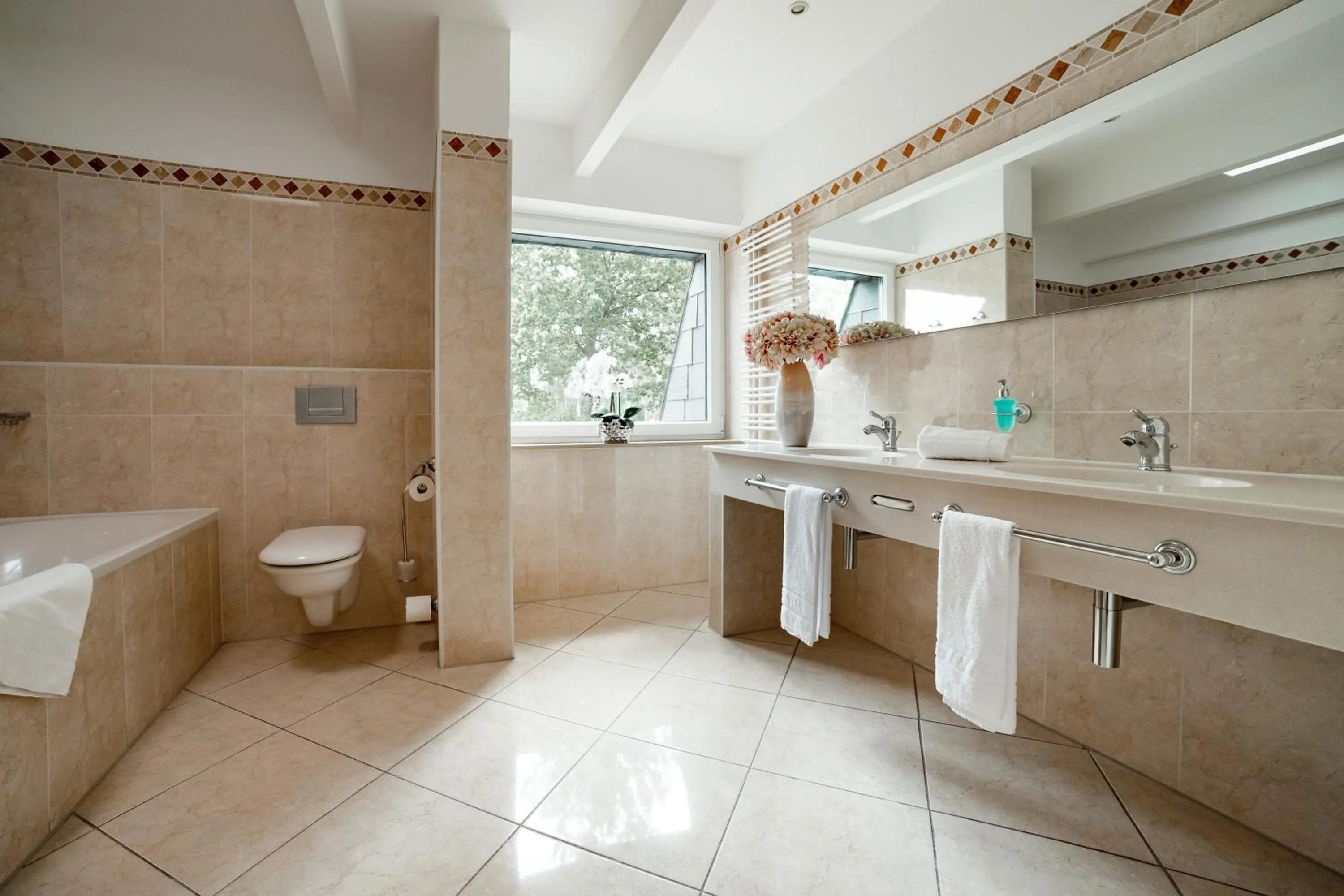 Bathroom in Seehotel am Tankumsee