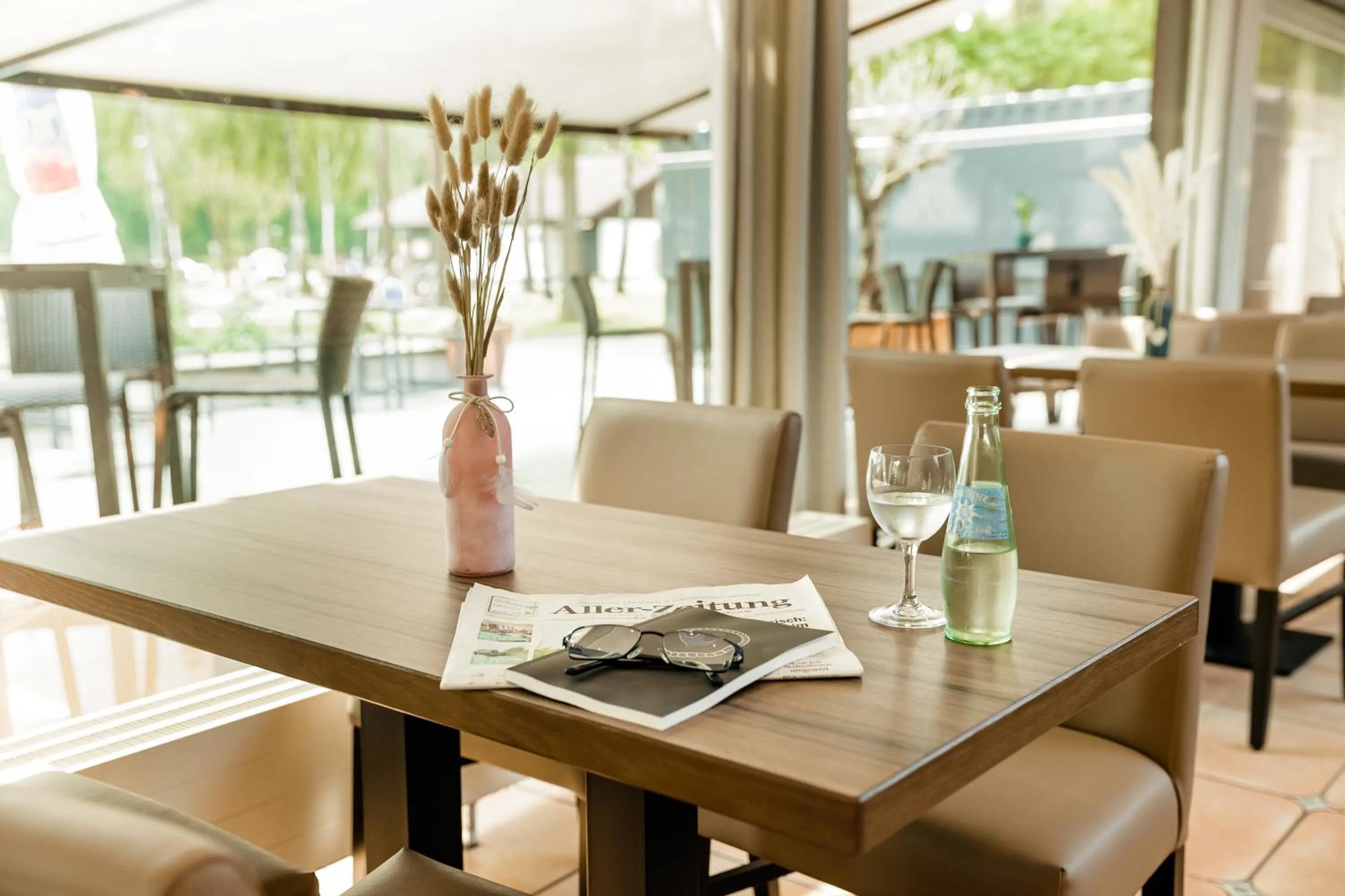 Restaurant/places to eat in Seehotel am Tankumsee