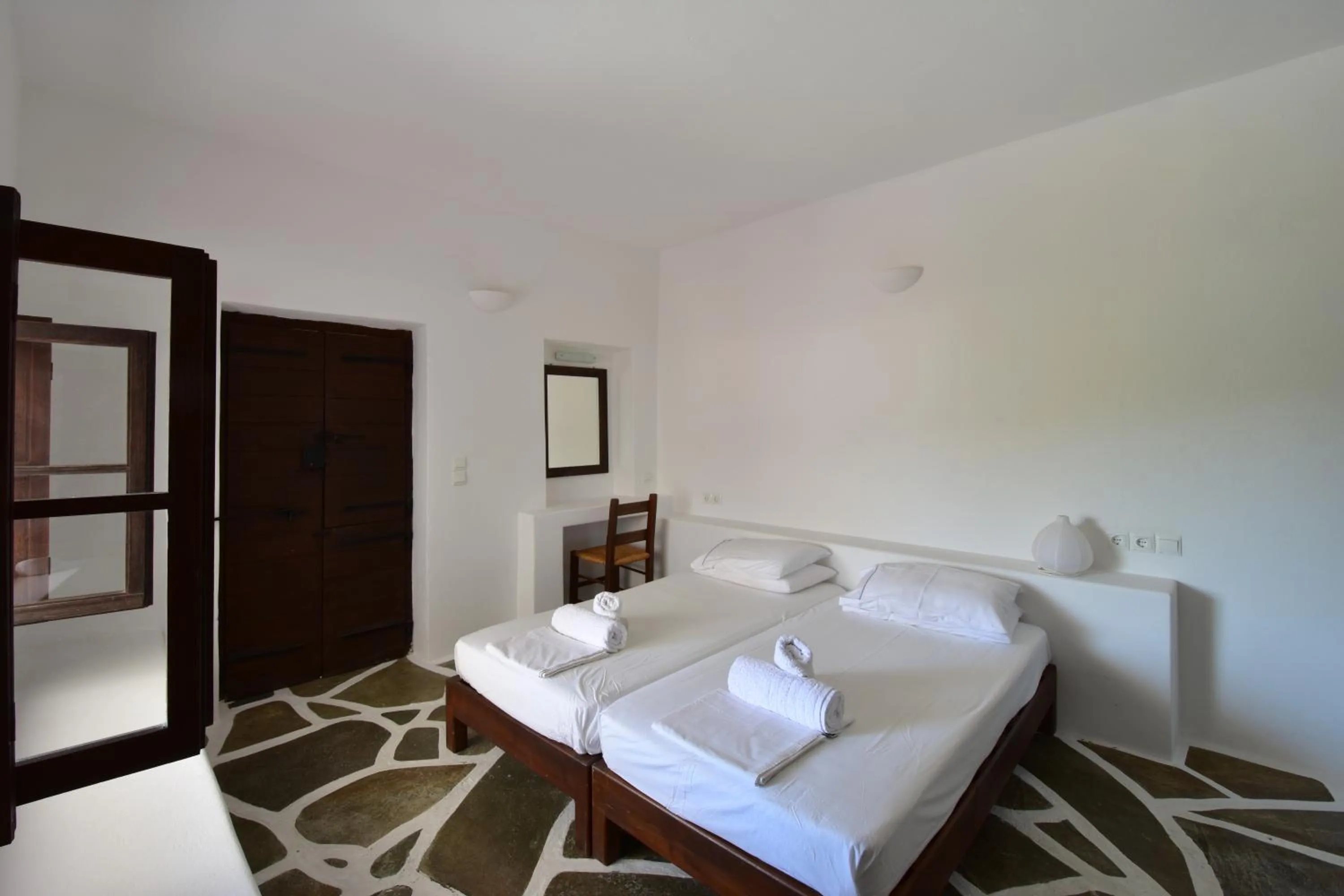 Bedroom, Bed in Petra Holiday Village