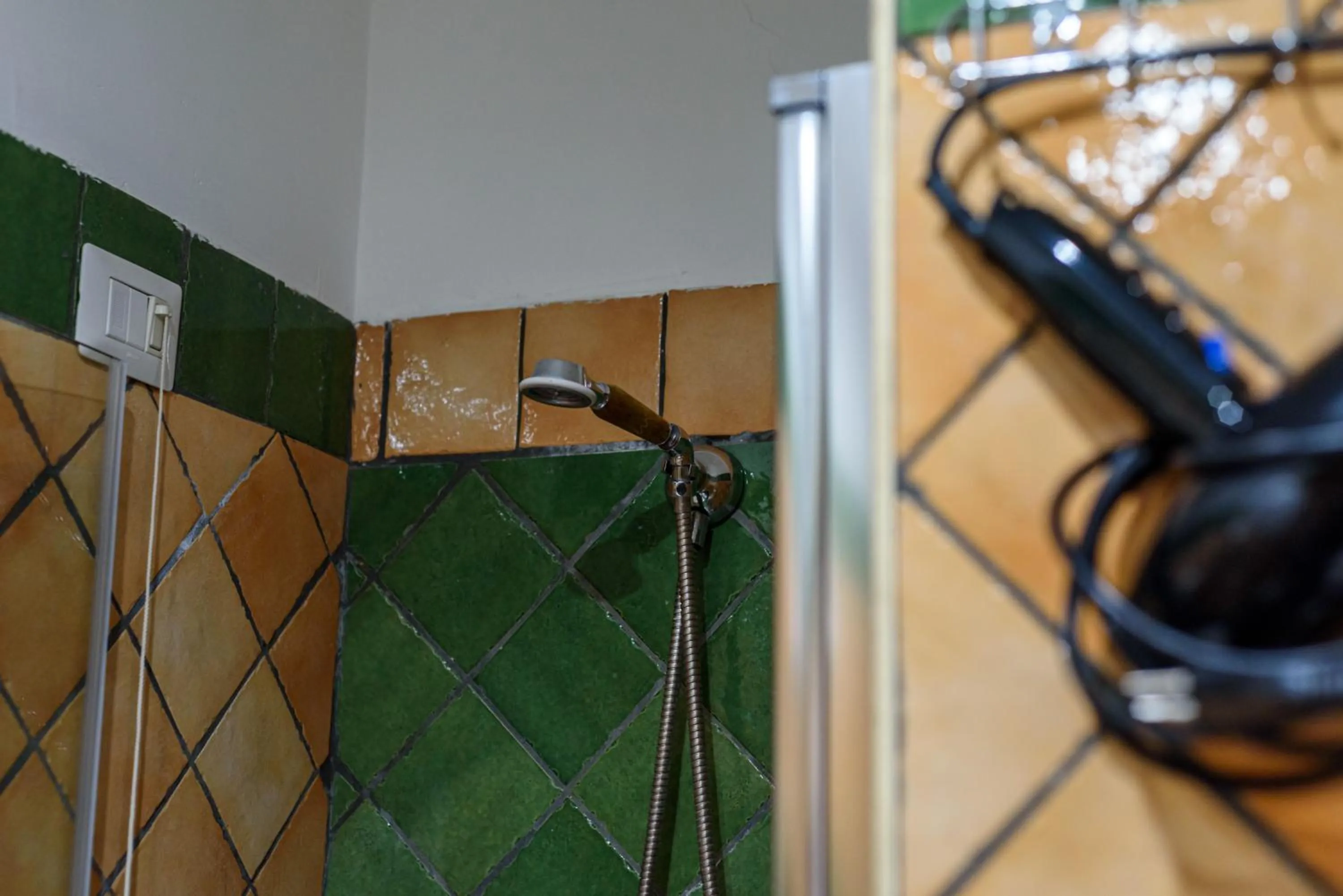 Shower in Napoli Centrale di Fabio e Veronica LT