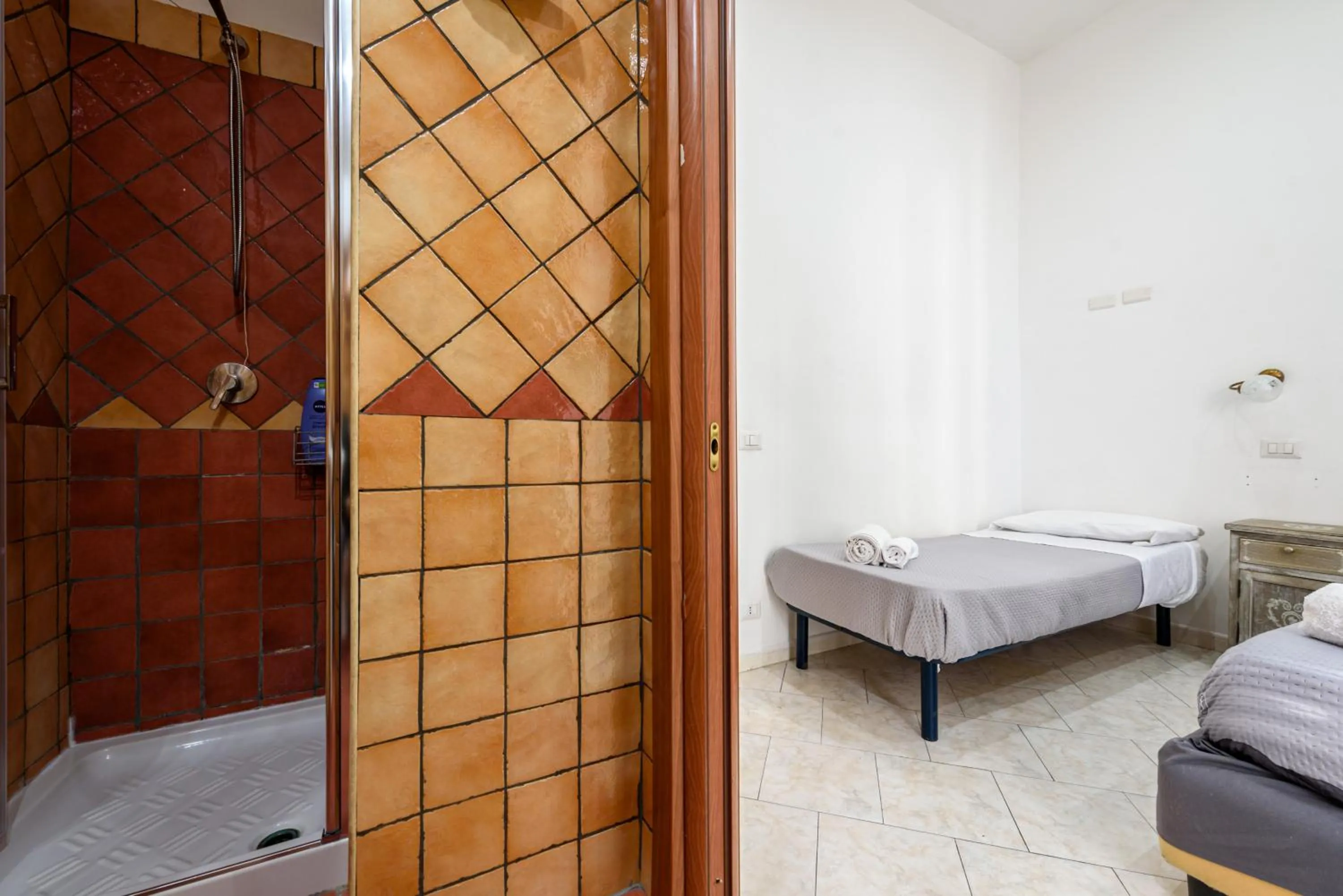 Bed in Napoli Centrale di Fabio e Veronica LT