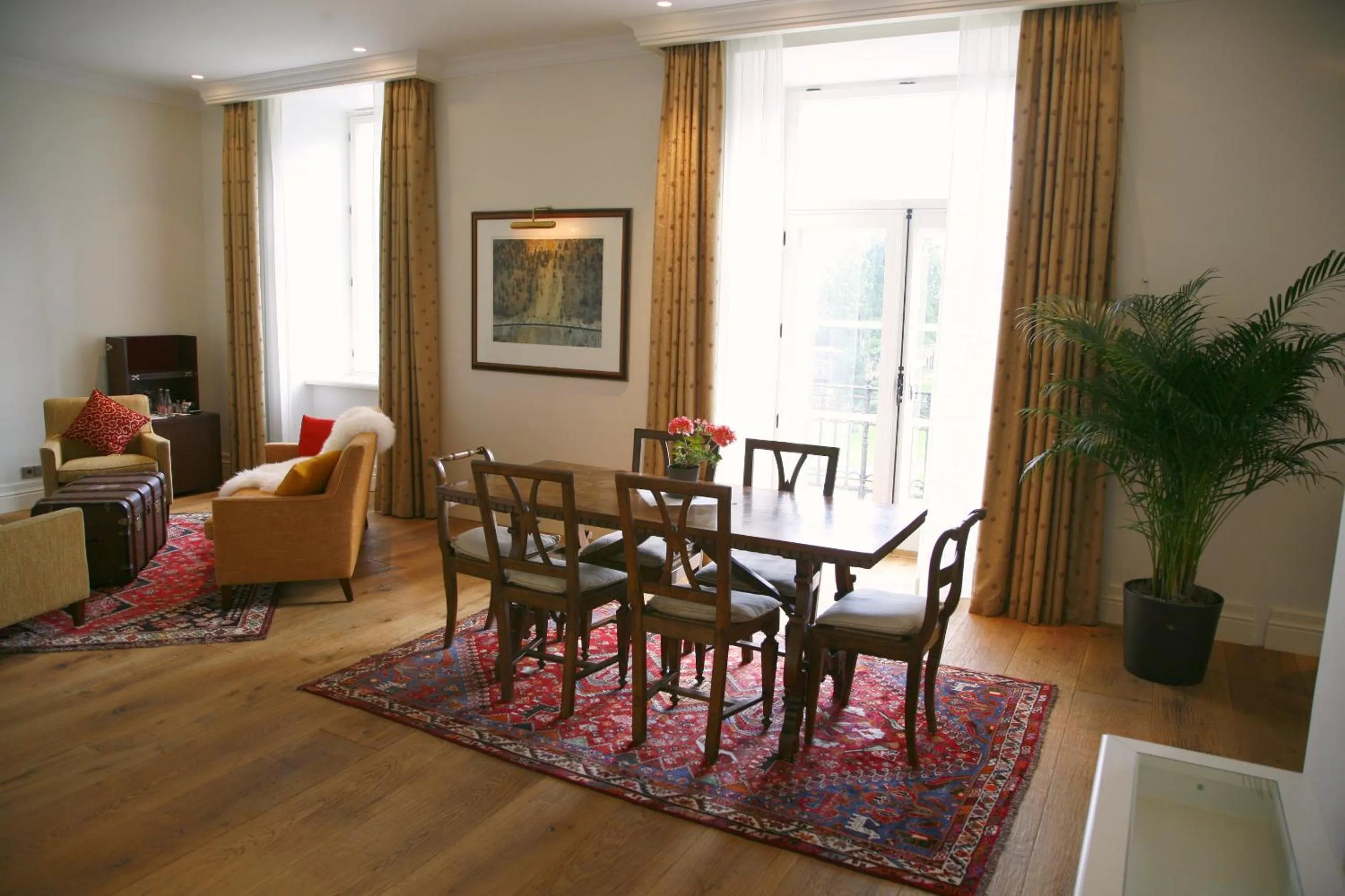 Photo of the whole room in Pädaste Manor