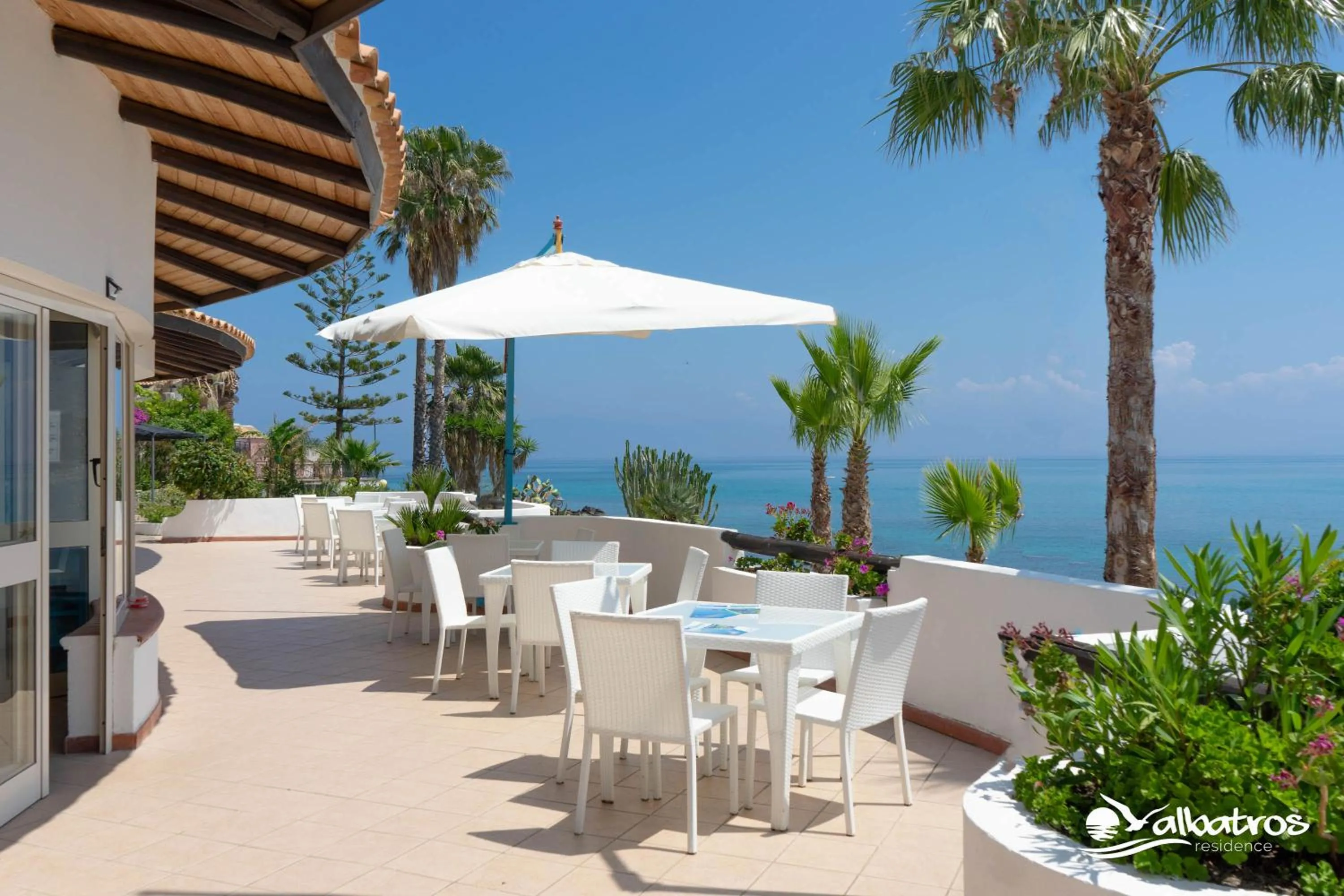 Restaurant/places to eat in Residence Albatros