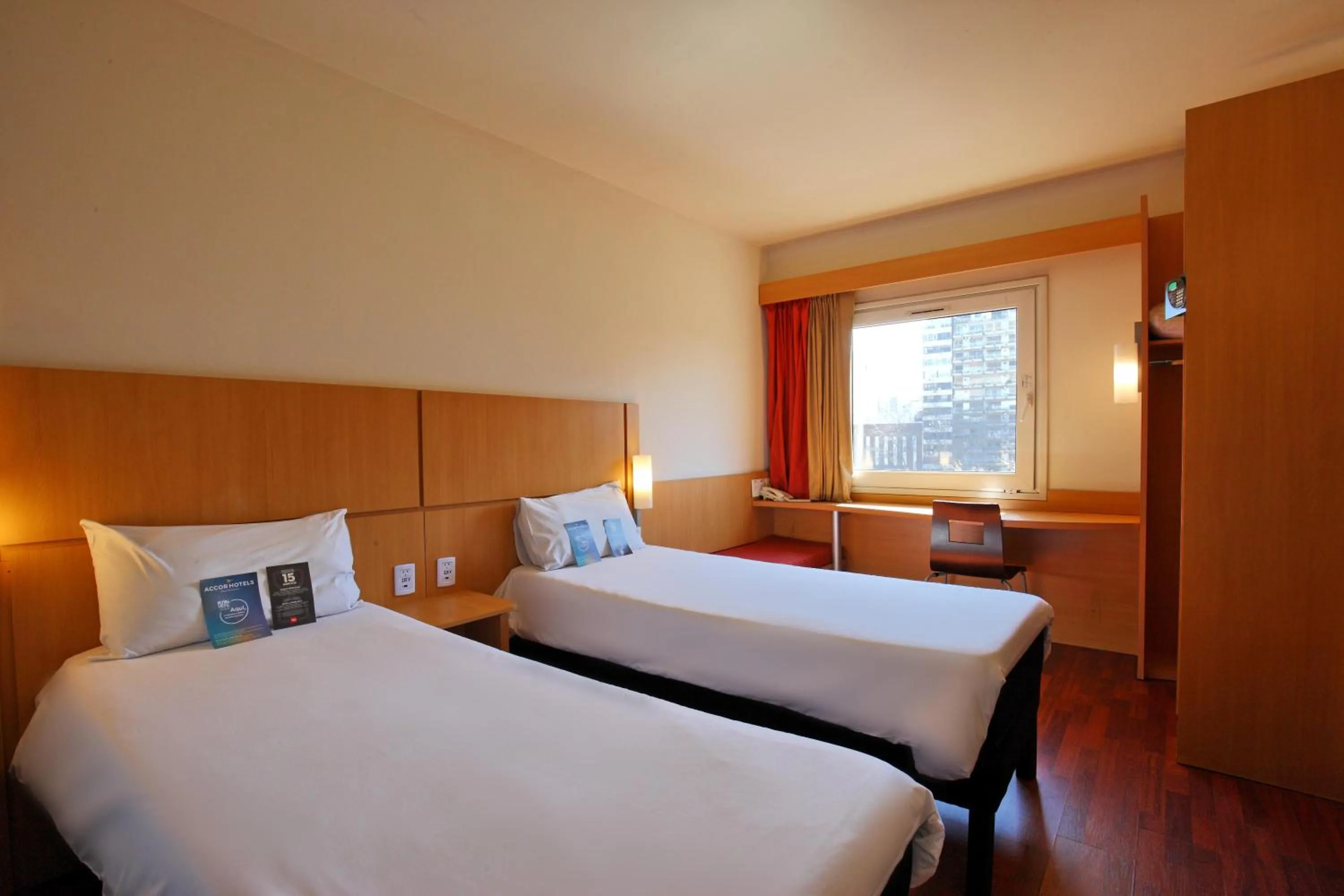 bunk bed, Bed in ibis Buenos Aires Congreso