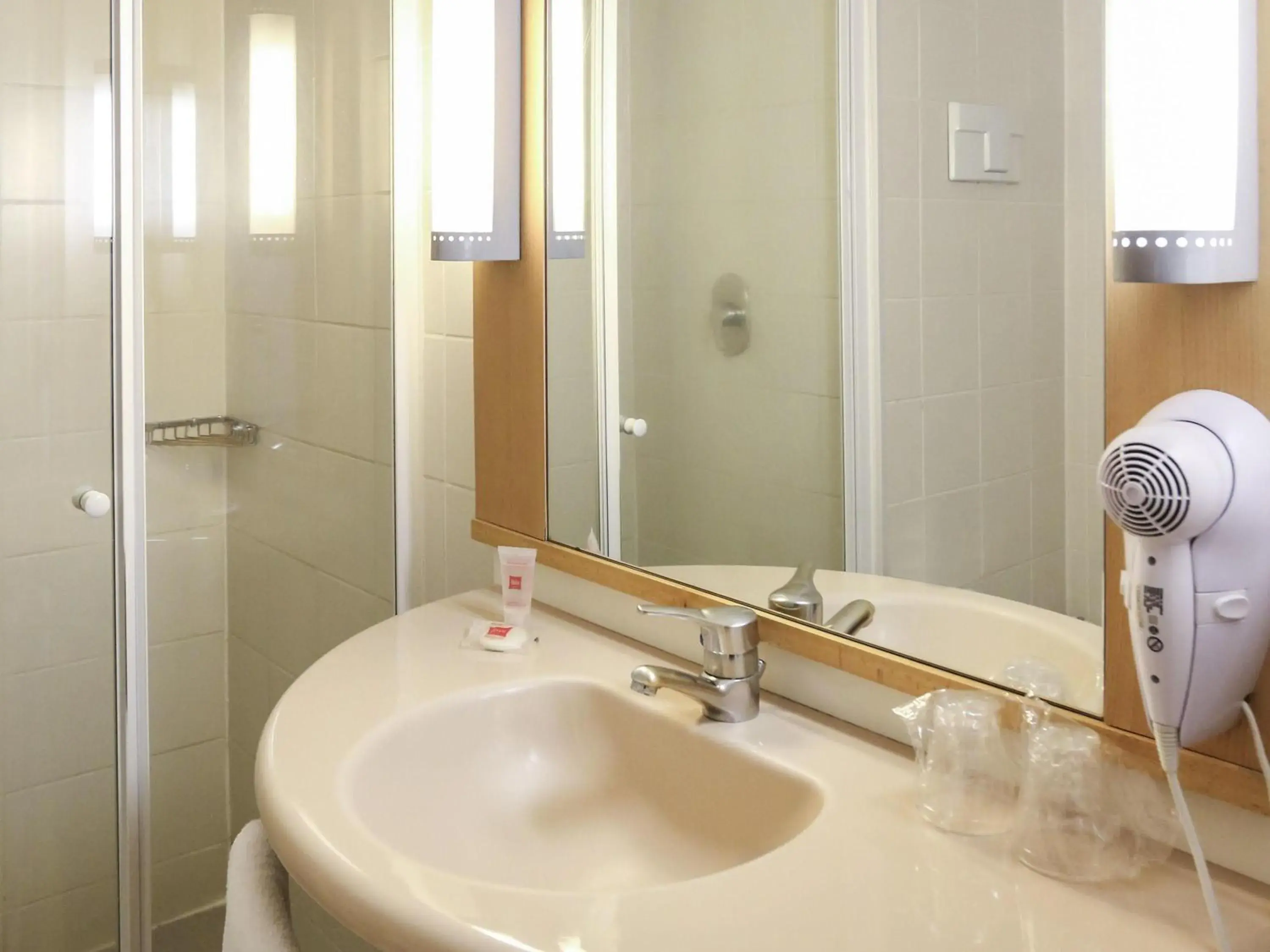 Standard Double Room in ibis Buenos Aires Congreso Standard Double Room in ibis Buenos Aires Congreso