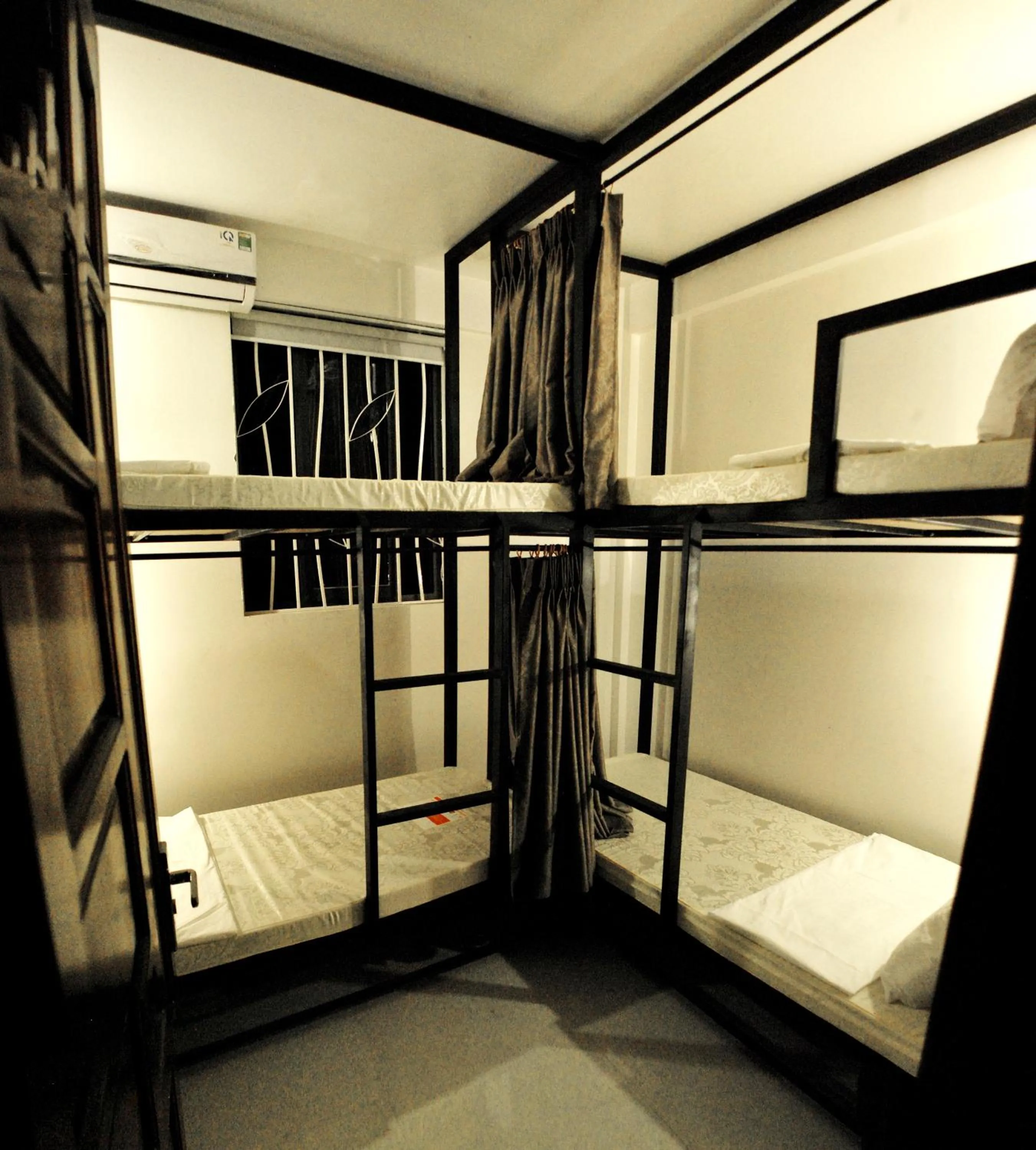 Asian breakfast, Bed in Tin Tin Hue Hostel