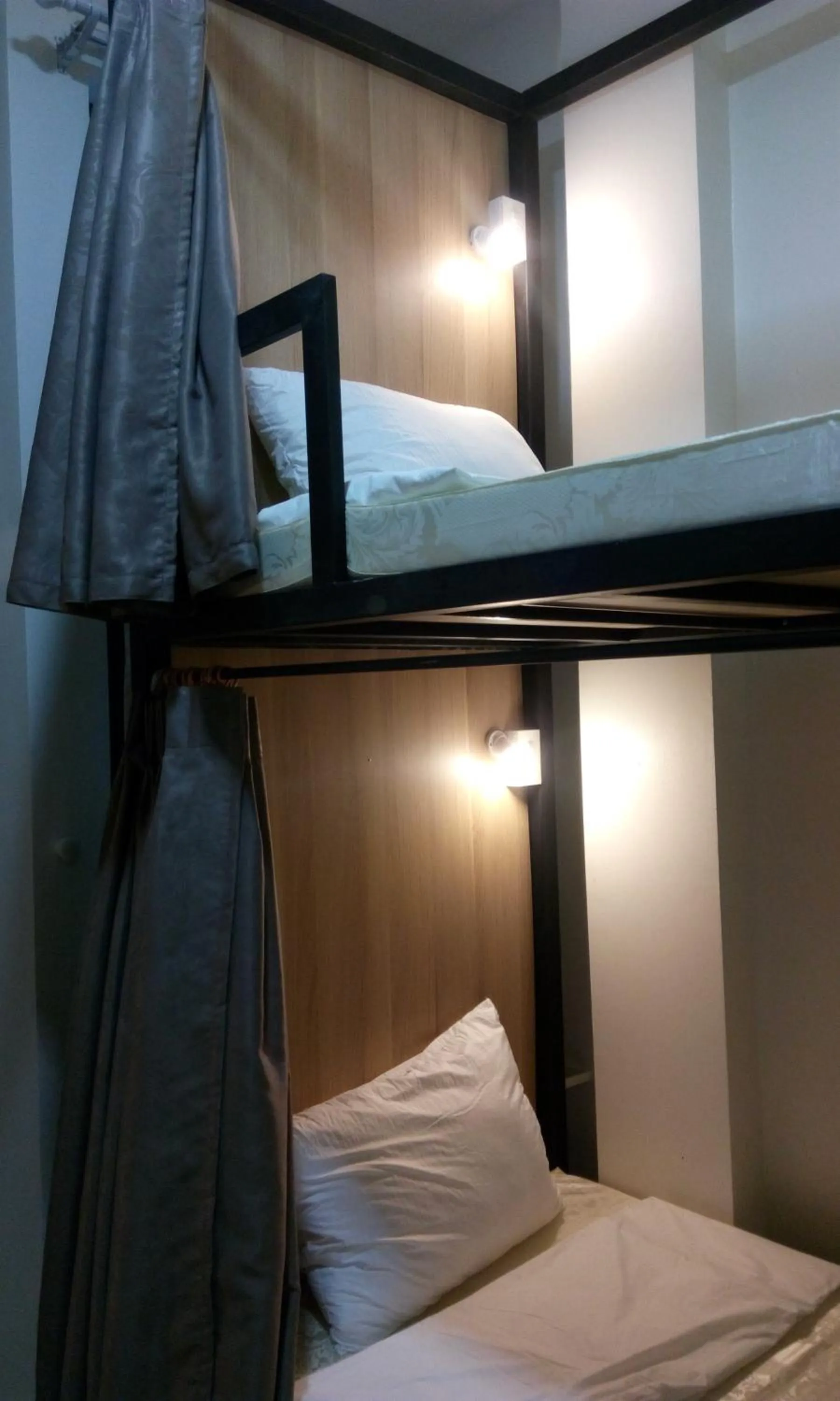 bunk bed, Bed in Tin Tin Hue Hostel