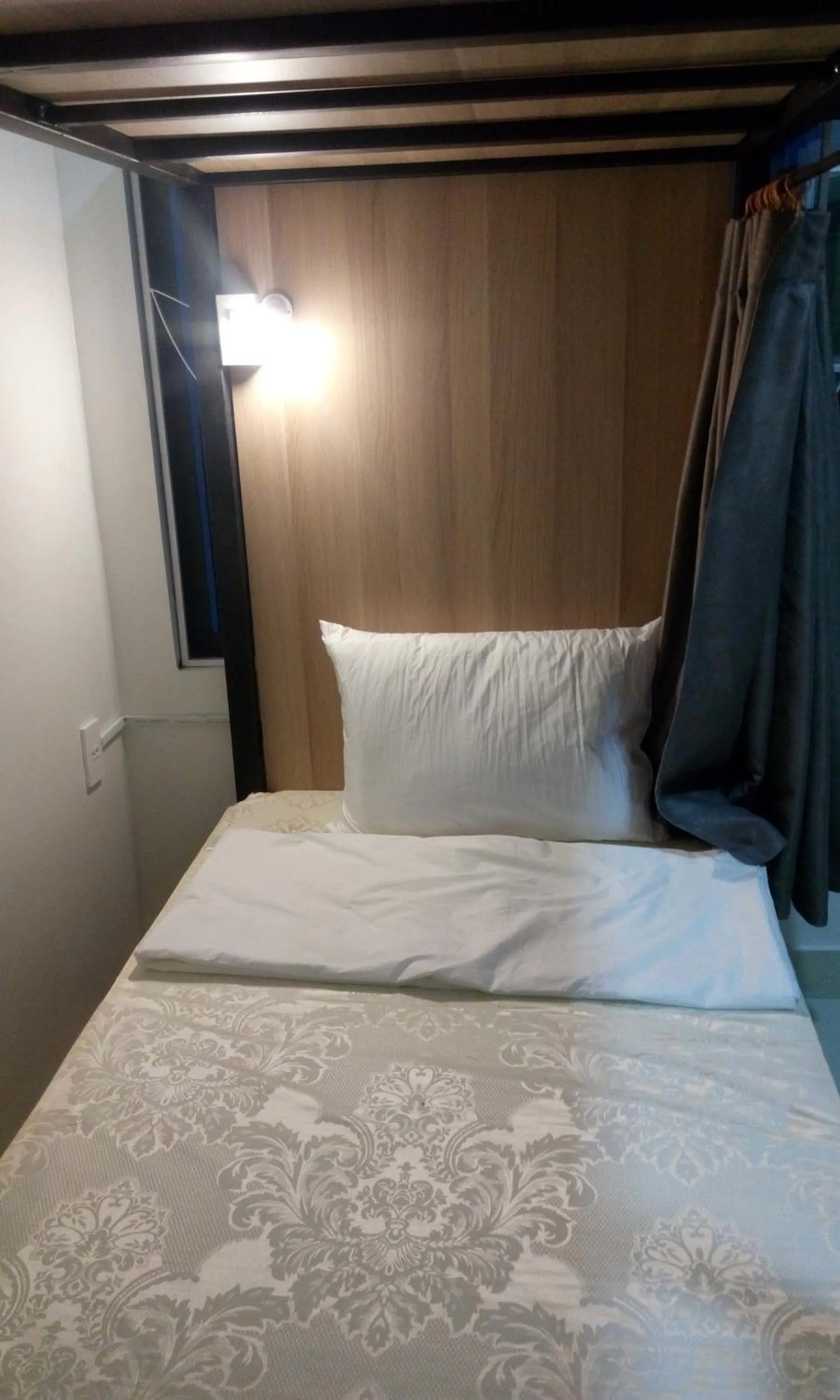 Asian breakfast, Bed in Tin Tin Hue Hostel