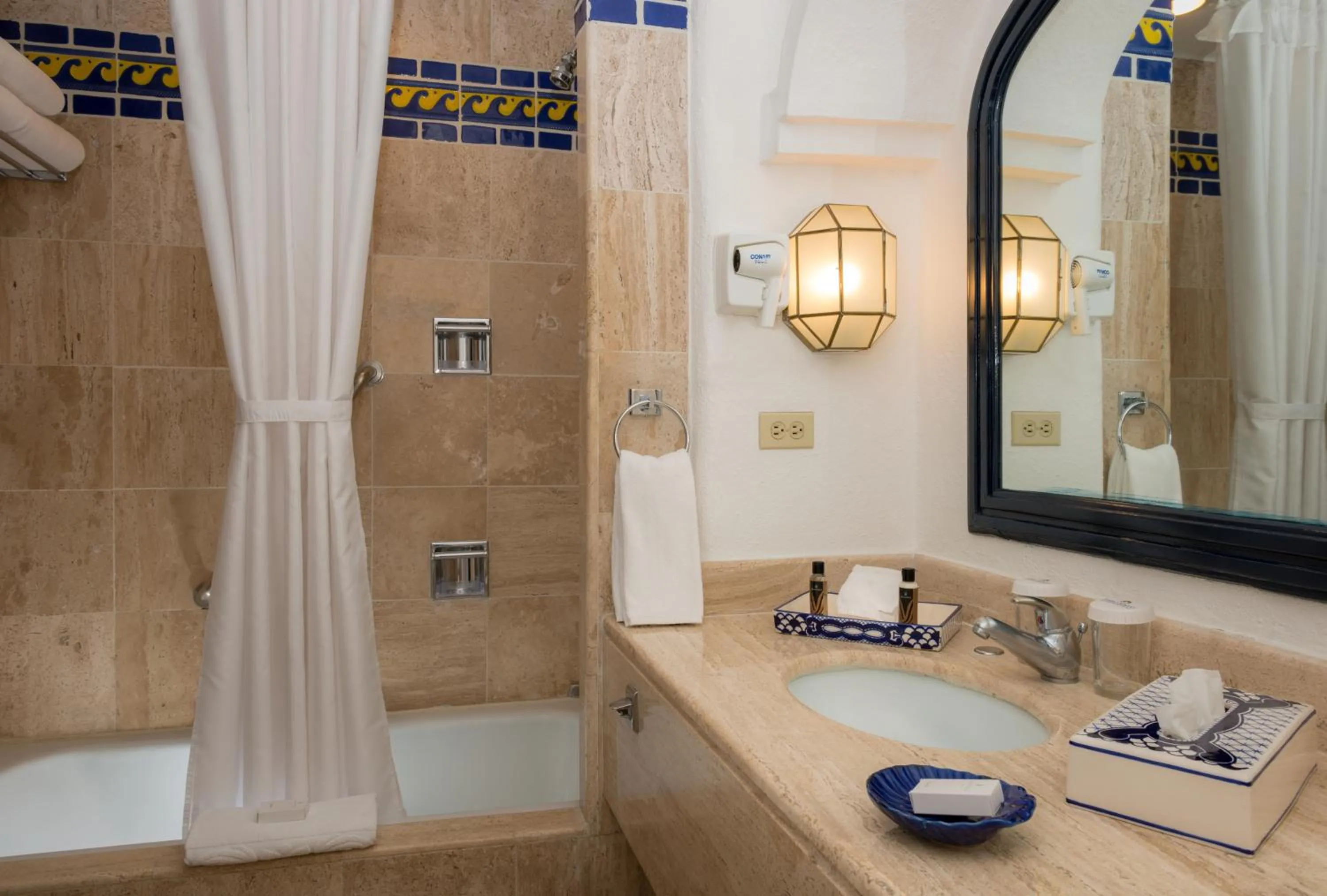 Bathroom in Pueblo Bonito Los Cabos Blanco Beach Resort - All Inclusive