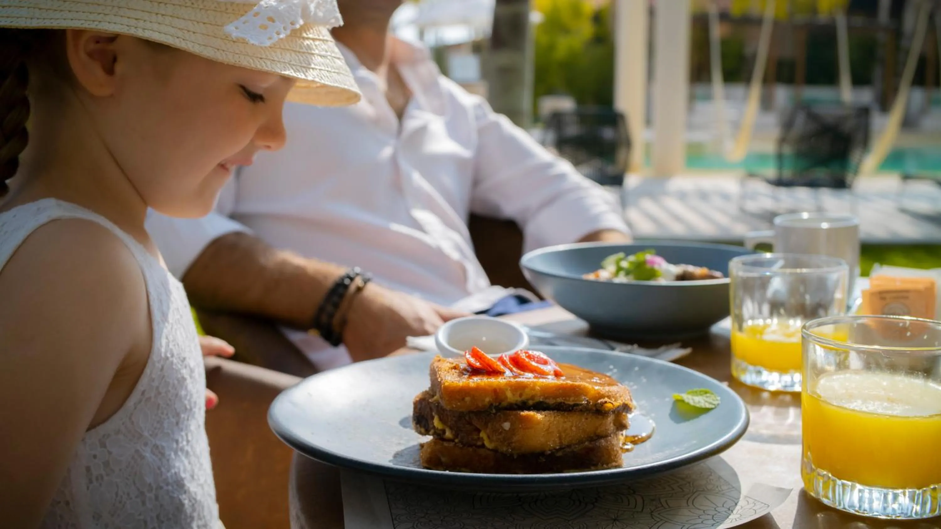 Breakfast in Hacienda 1800