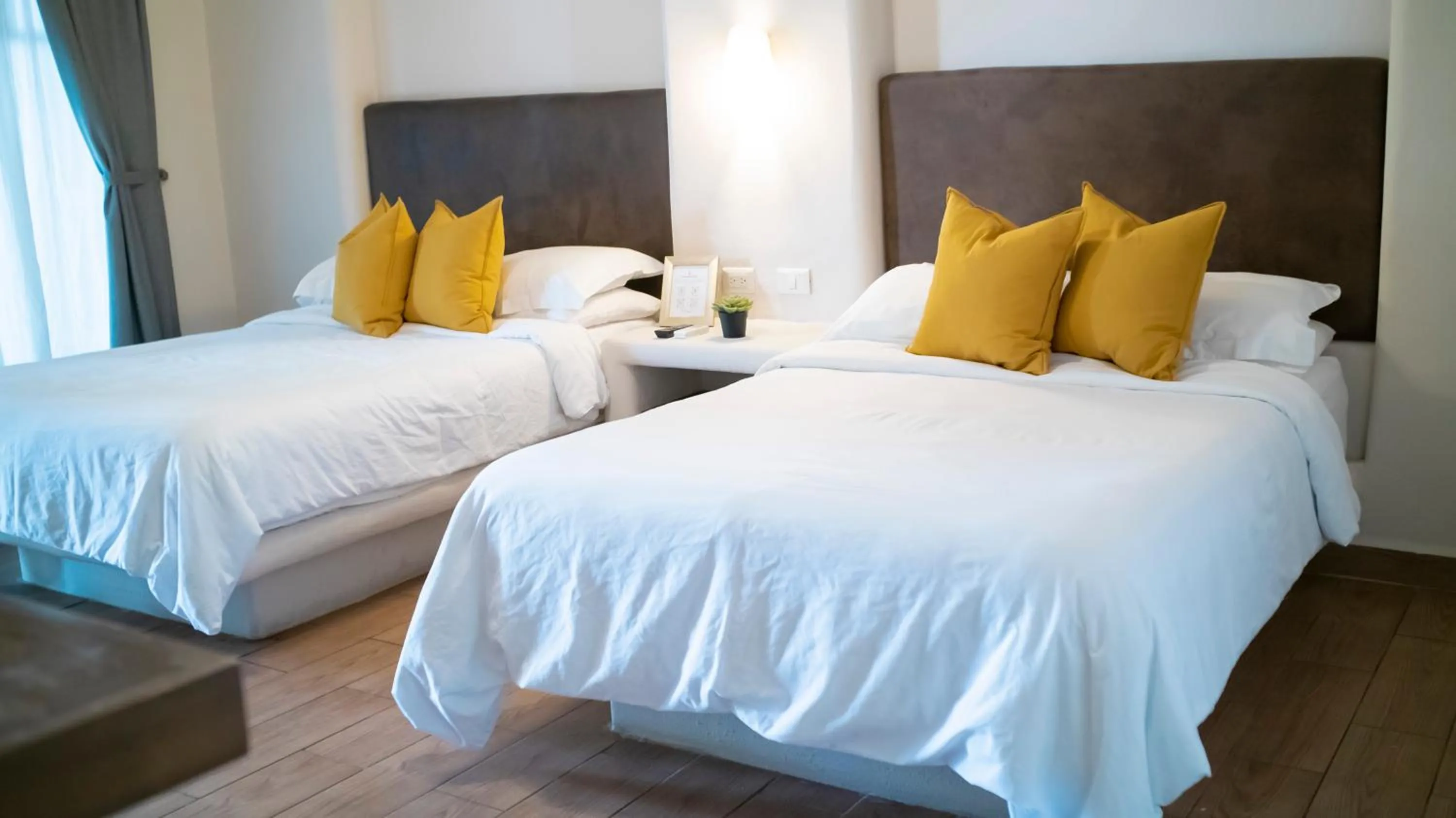 Photo of the whole room, Bed in Hacienda 1800